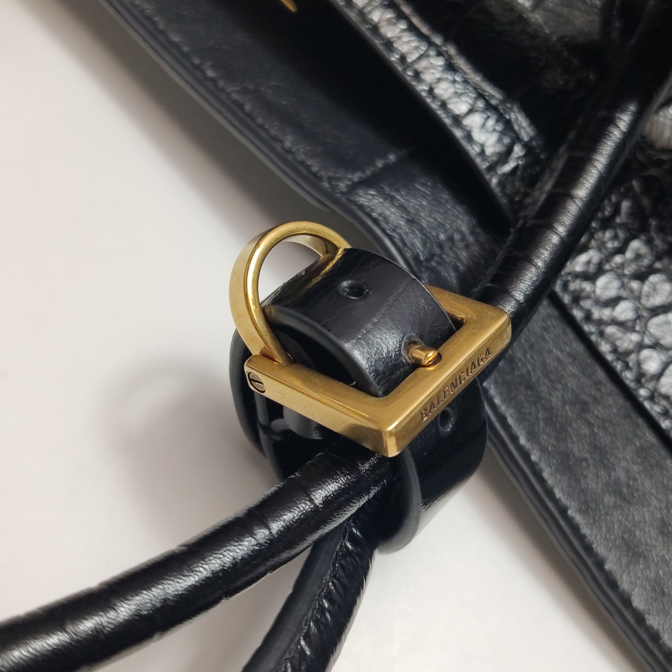 Balenciaga Balenciaga Women os Shoulder Bags Size ONE SIZE - 14 Thumbnail