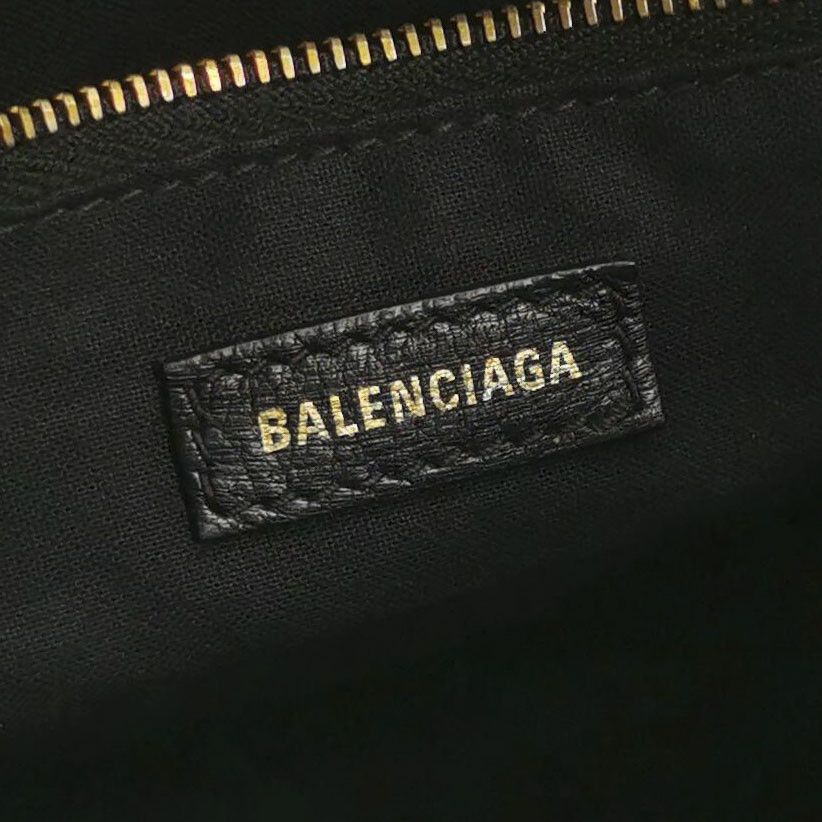 Balenciaga Balenciaga Women os Shoulder Bags Size ONE SIZE - 8 Thumbnail
