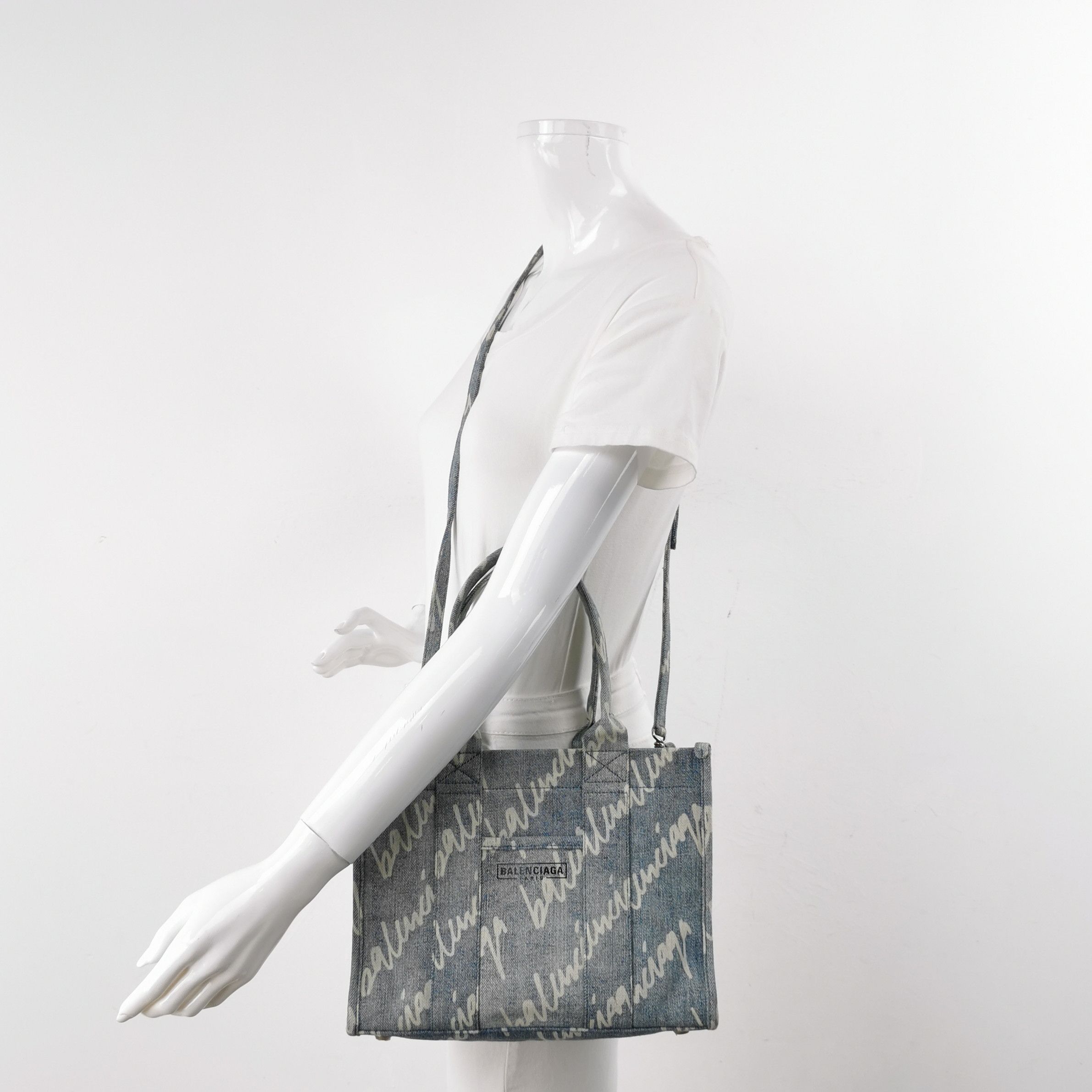Balenciaga Balenciaga Women os Shoulder Bags Size ONE SIZE - 2 Thumbnail