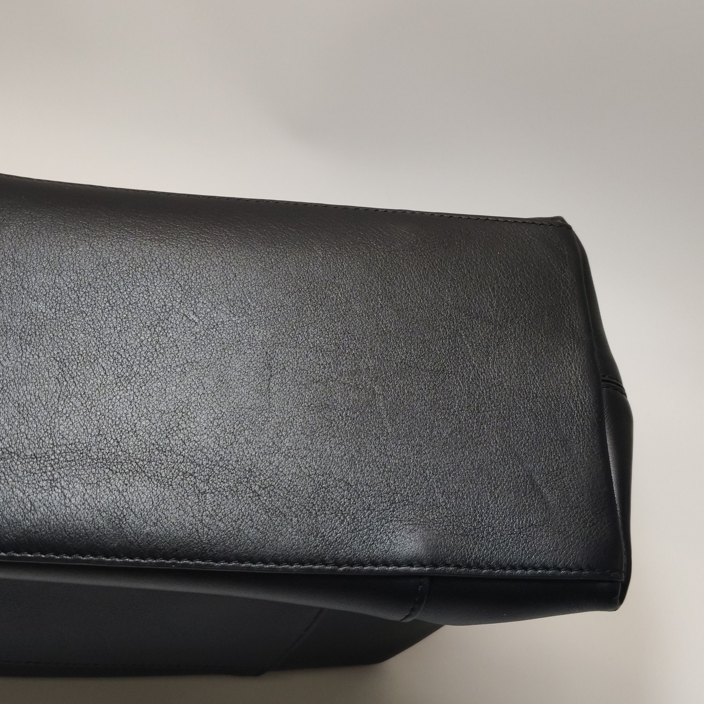Balenciaga Balenciaga Women os Shoulder Bags Size ONE SIZE - 15 Thumbnail
