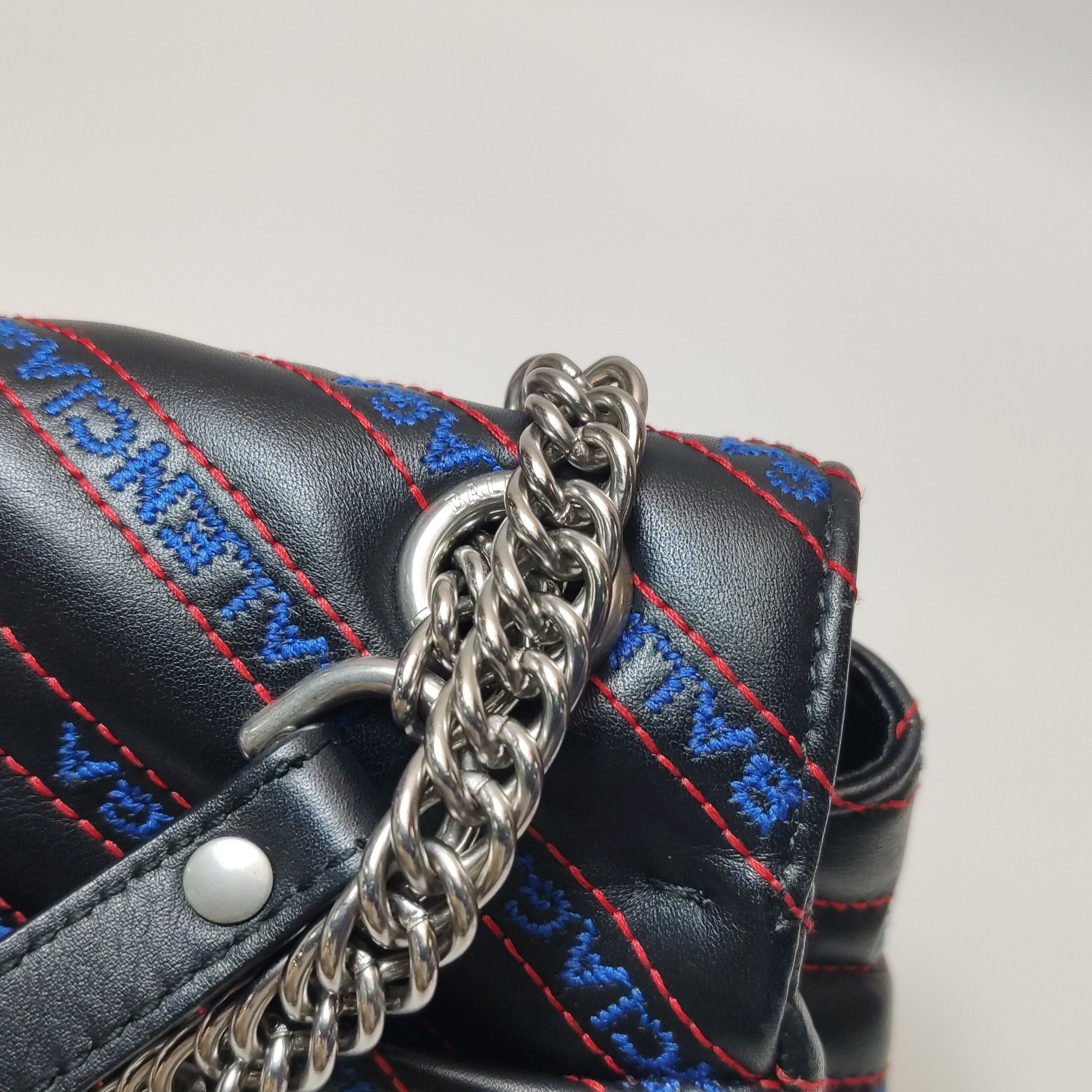 Balenciaga Balenciaga Women os Shoulder Bags Size ONE SIZE - 16 Thumbnail