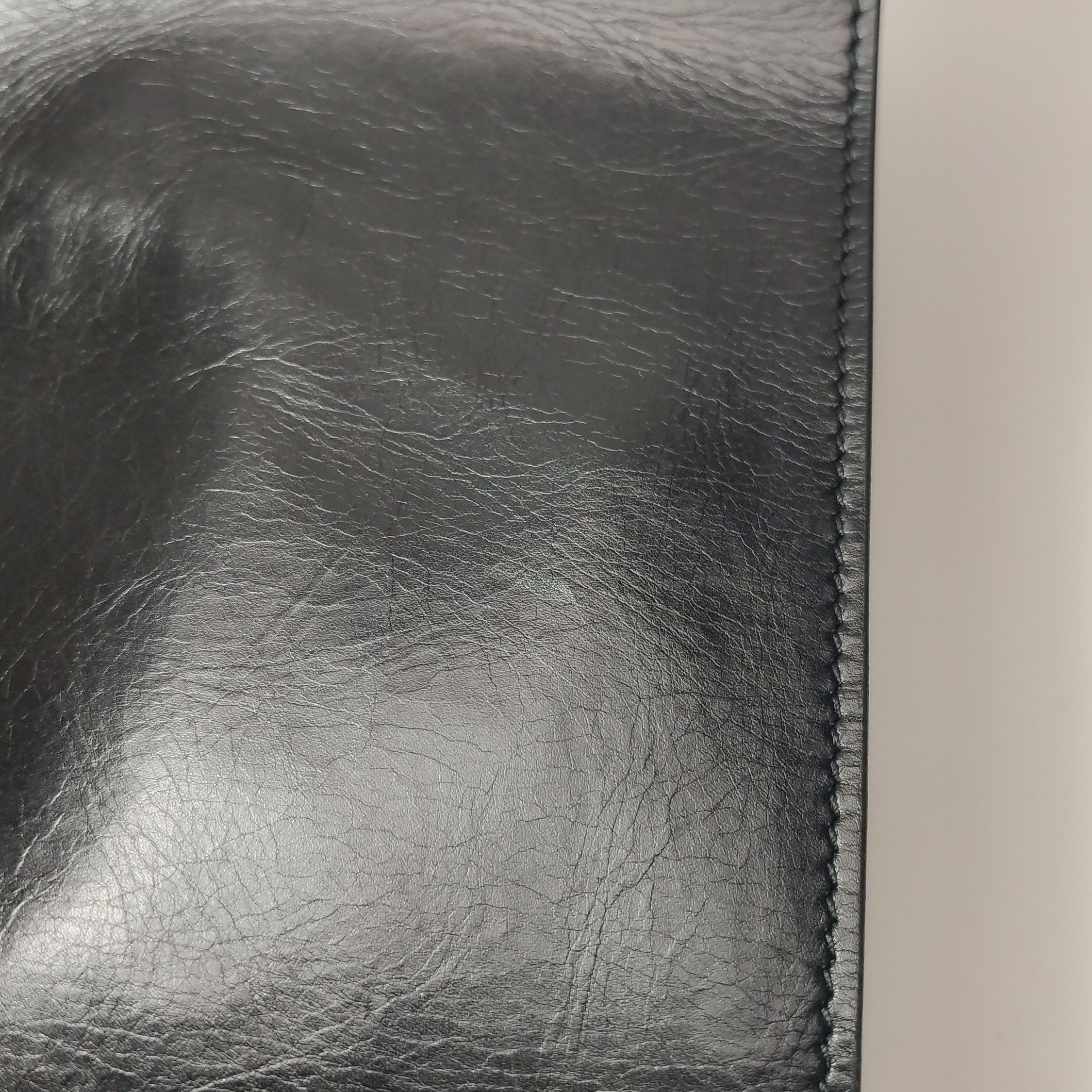 Balenciaga Balenciaga Women os Shoulder Bags Size ONE SIZE - 18 Thumbnail