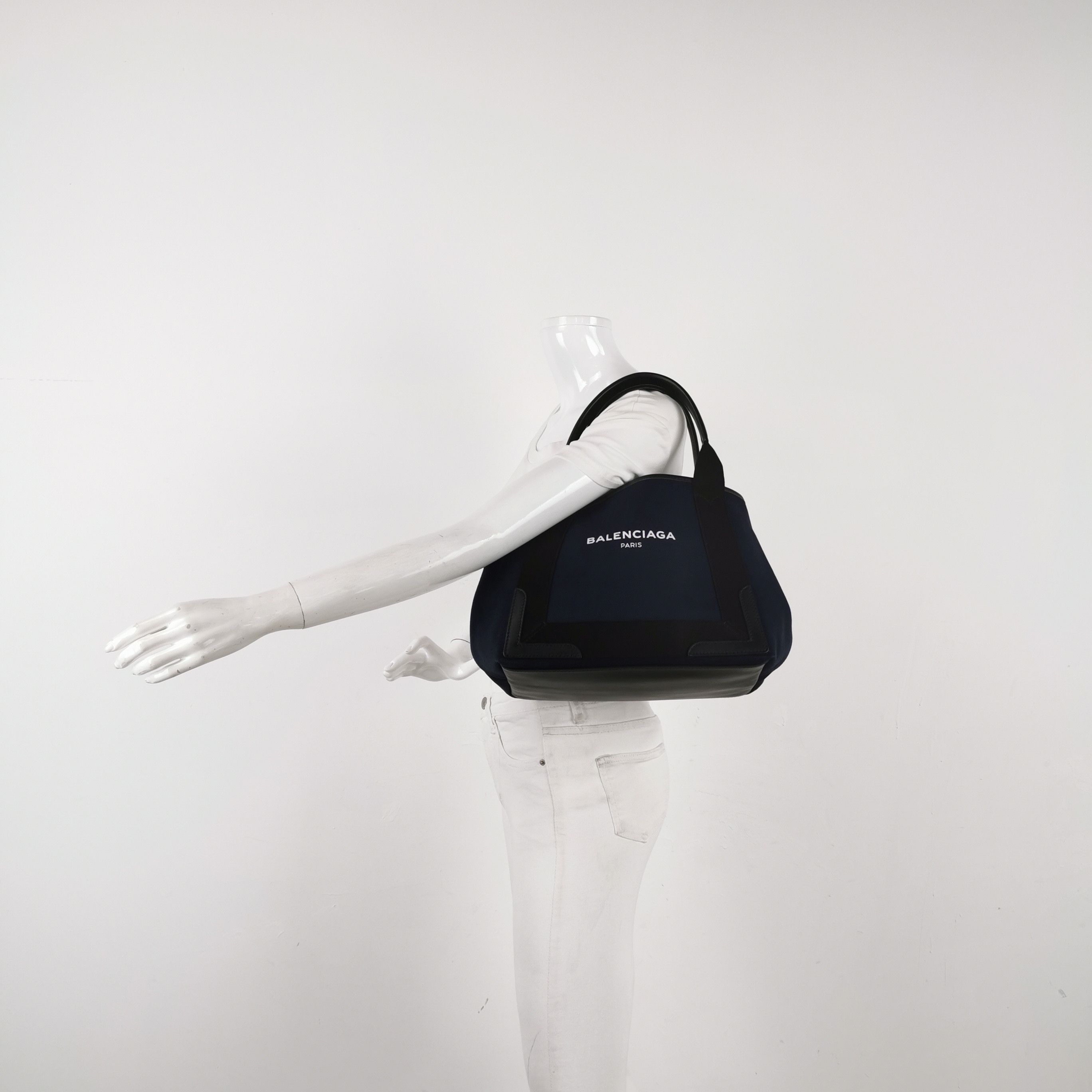 Balenciaga Balenciaga Women os Shoulder Bags Size ONE SIZE - 2 Thumbnail