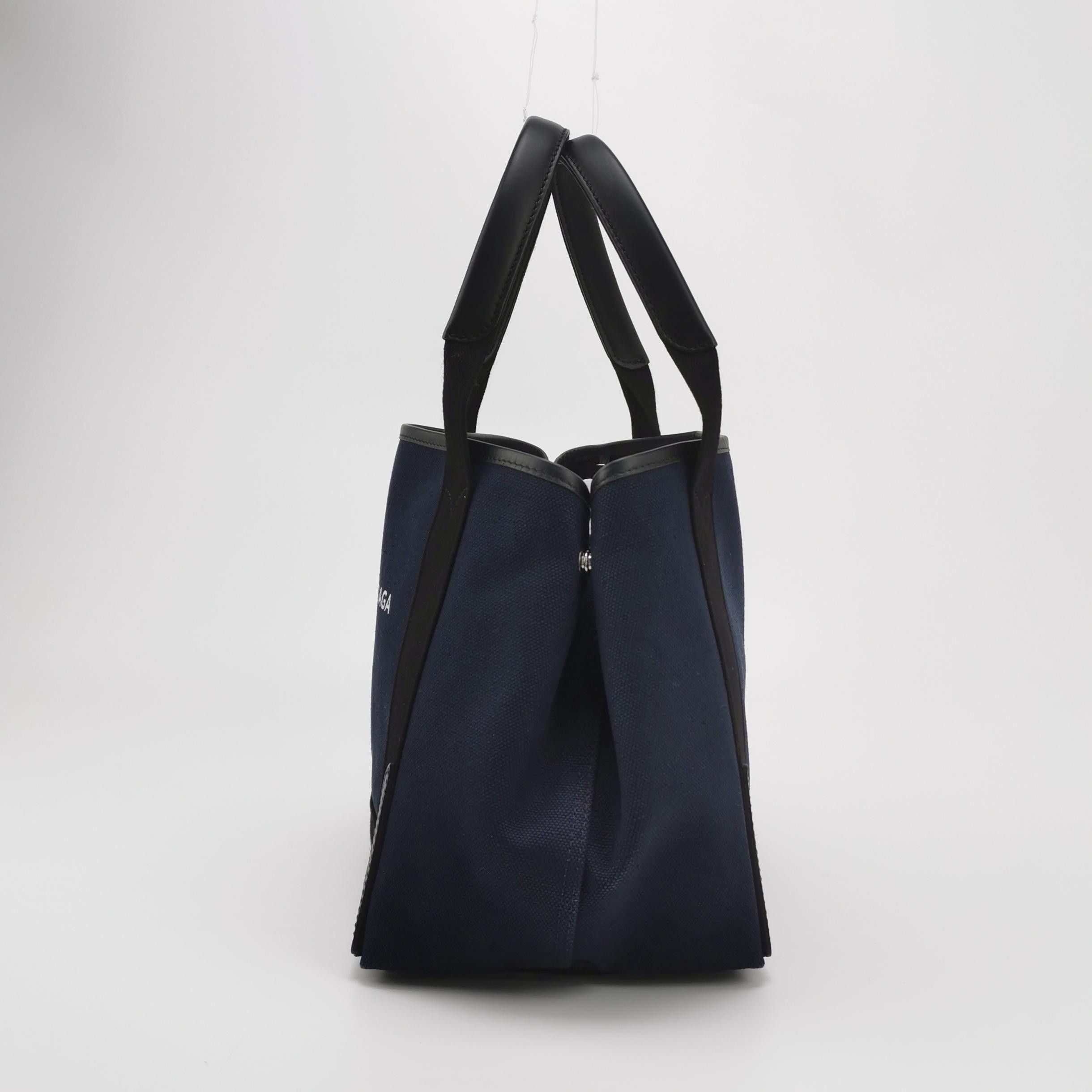 Balenciaga Balenciaga Women os Shoulder Bags Size ONE SIZE - 3 Thumbnail
