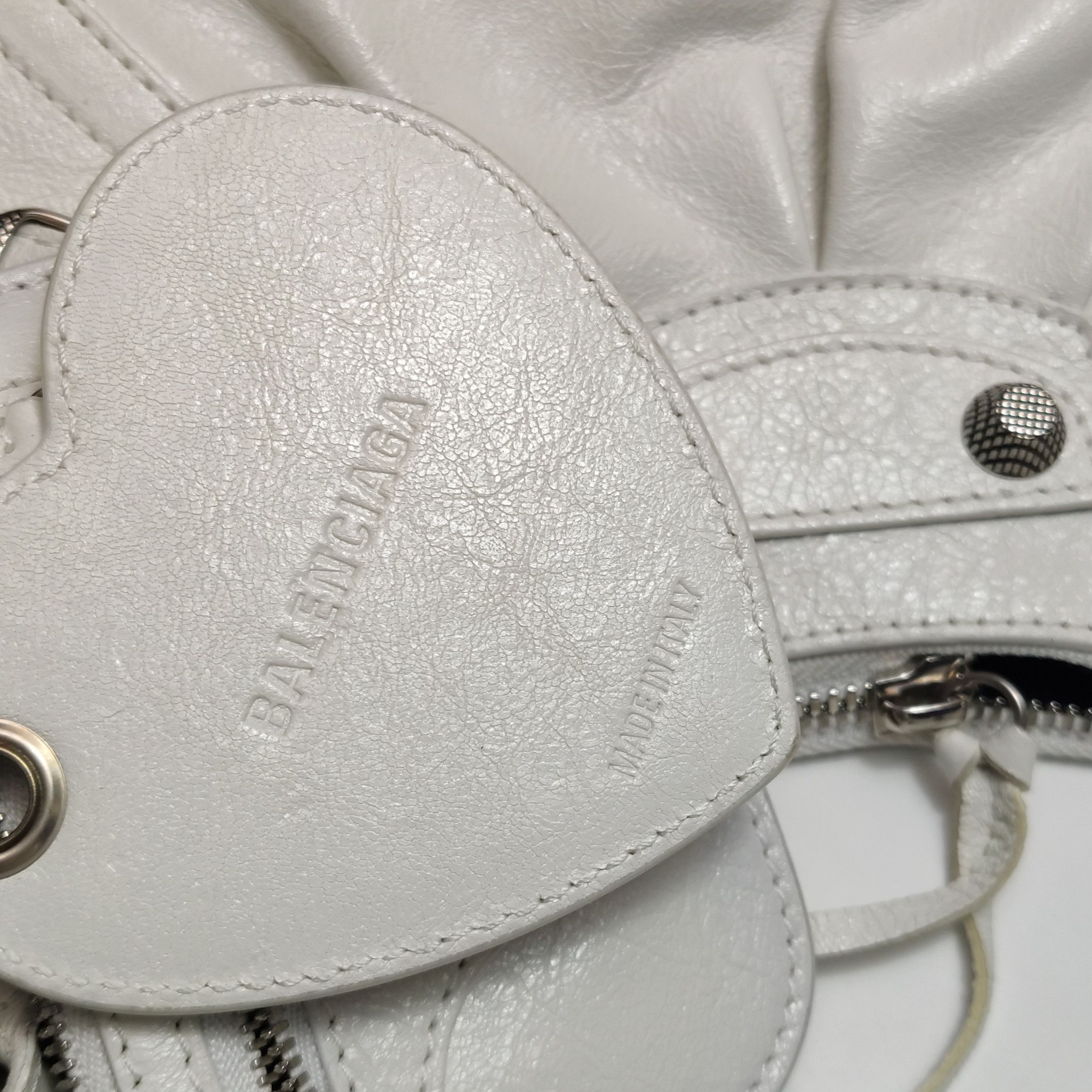 Balenciaga Balenciaga Women os Shoulder Bags Size ONE SIZE - 25 Thumbnail