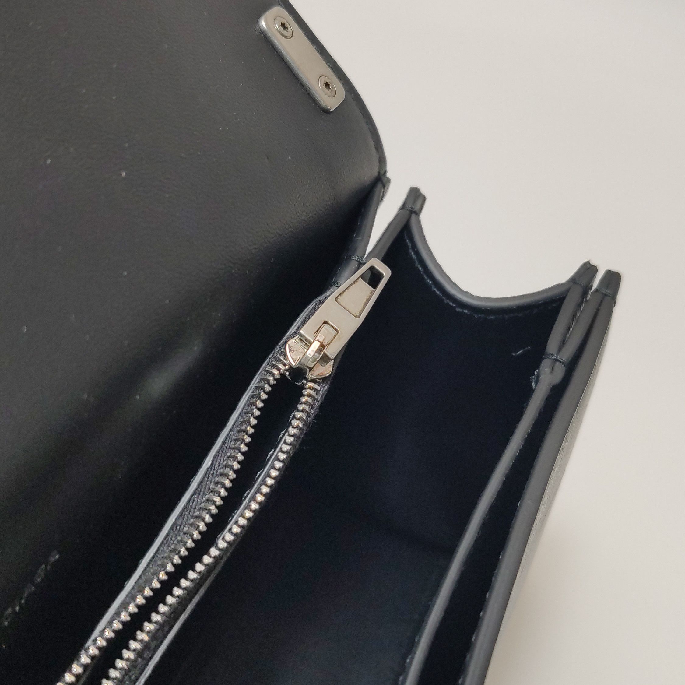 Balenciaga Balenciaga Women os Shoulder Bags Size ONE SIZE - 14 Thumbnail