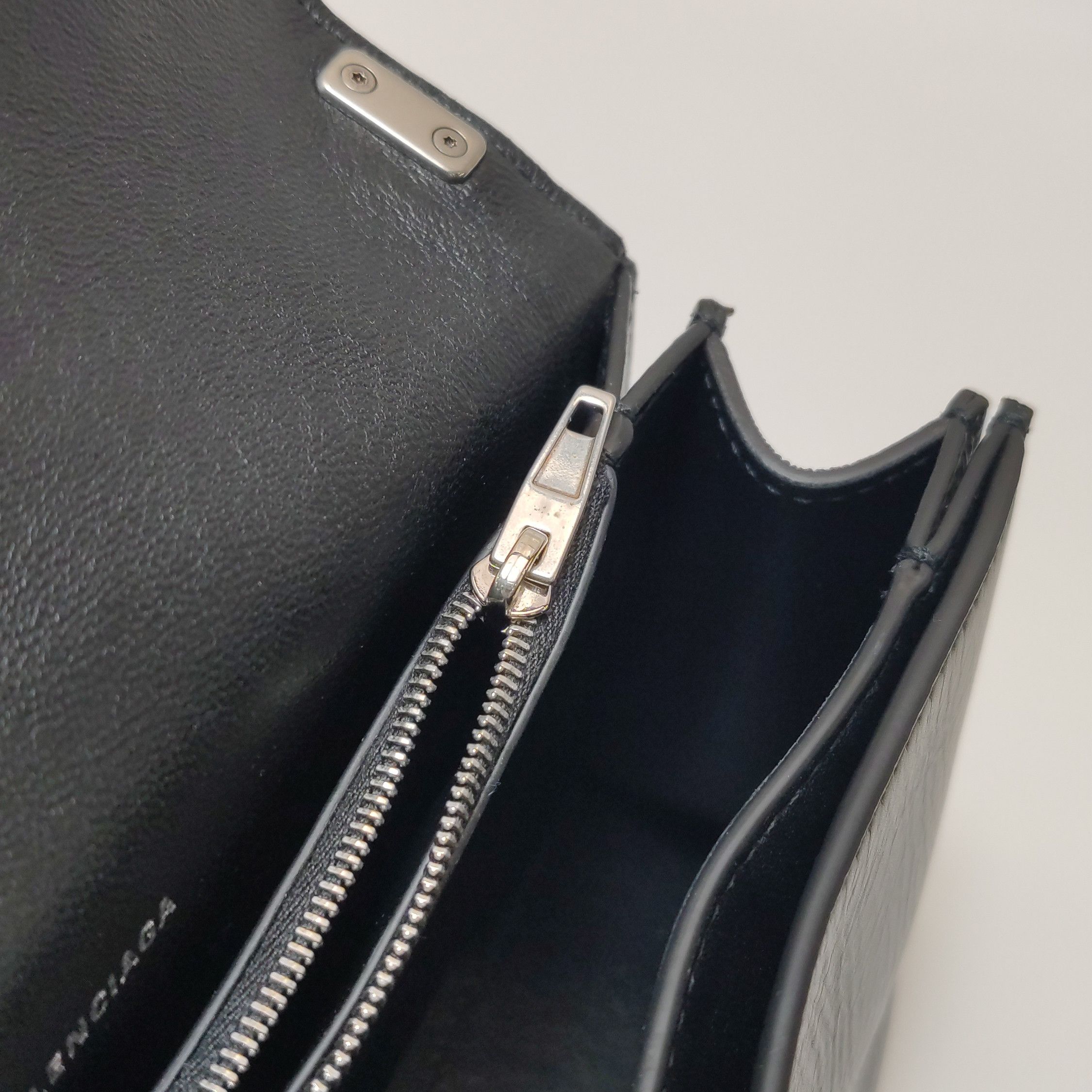 Balenciaga Balenciaga Women os Shoulder Bags Size ONE SIZE - 13 Thumbnail