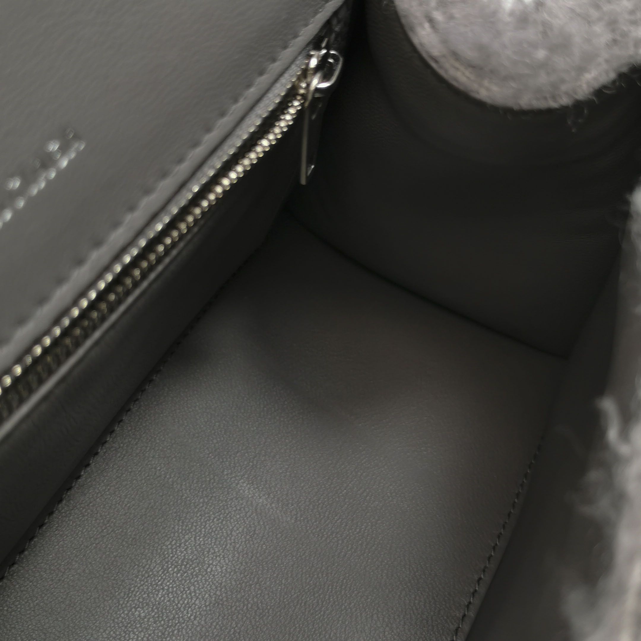 Balenciaga Balenciaga Women os Shoulder Bags Size ONE SIZE - 19 Thumbnail