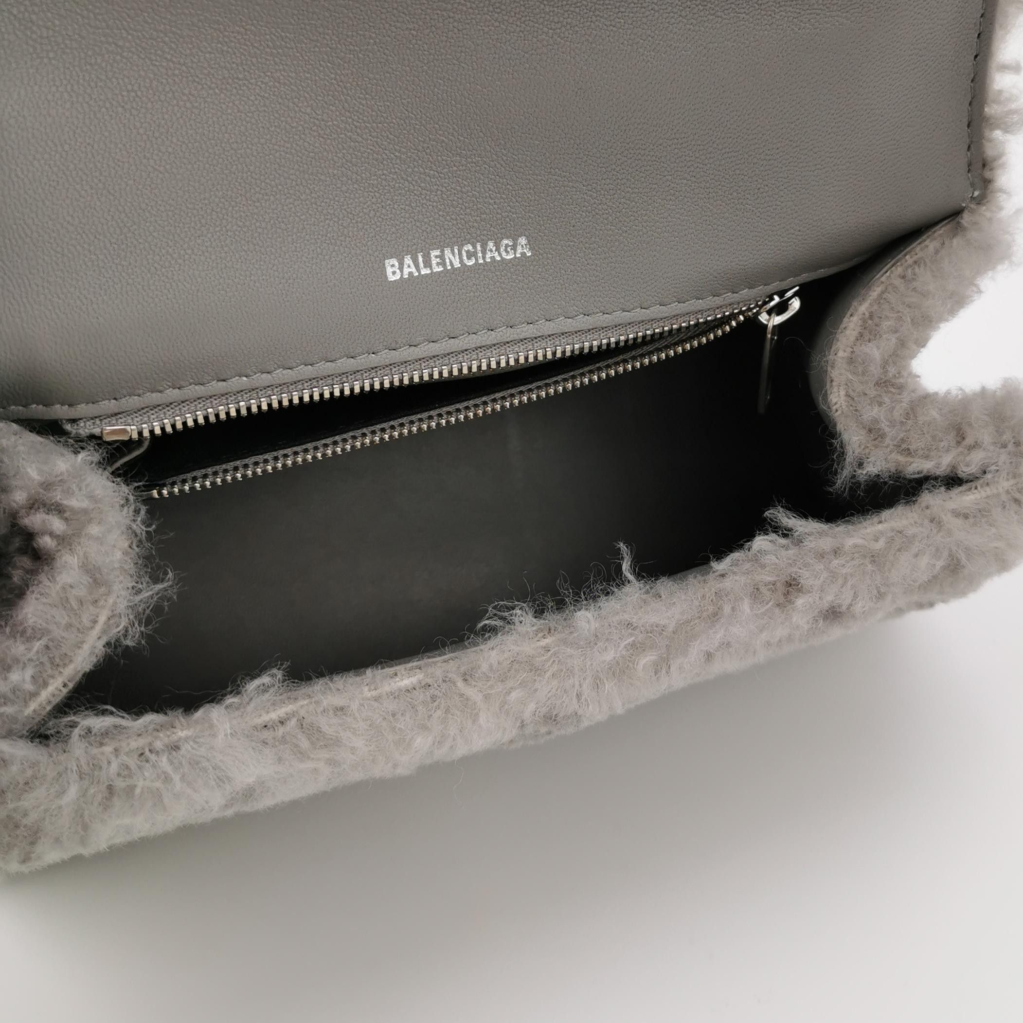 Balenciaga Balenciaga Women os Shoulder Bags Size ONE SIZE - 7 Thumbnail