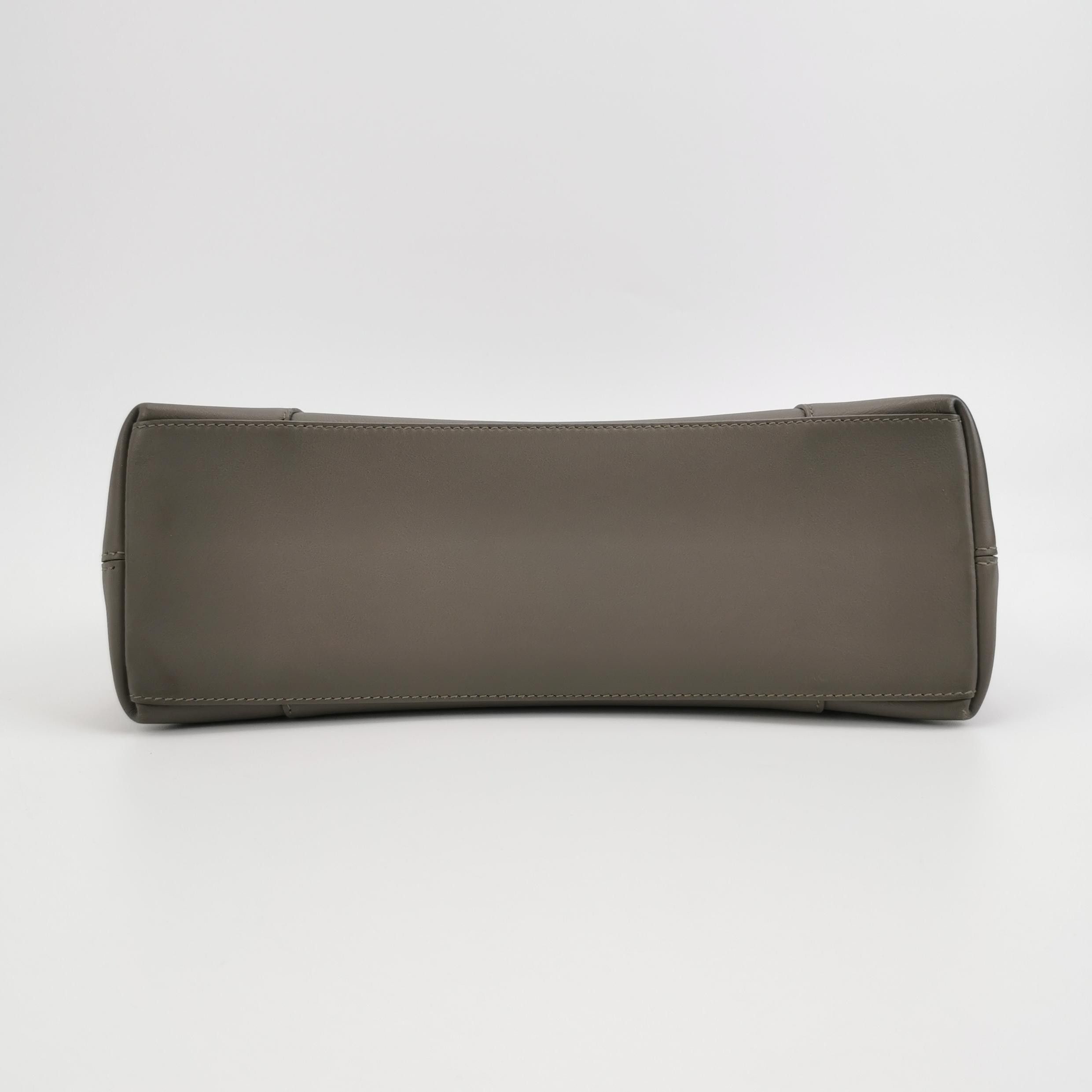 Balenciaga Balenciaga Women os Shoulder Bags Size ONE SIZE - 6 Thumbnail