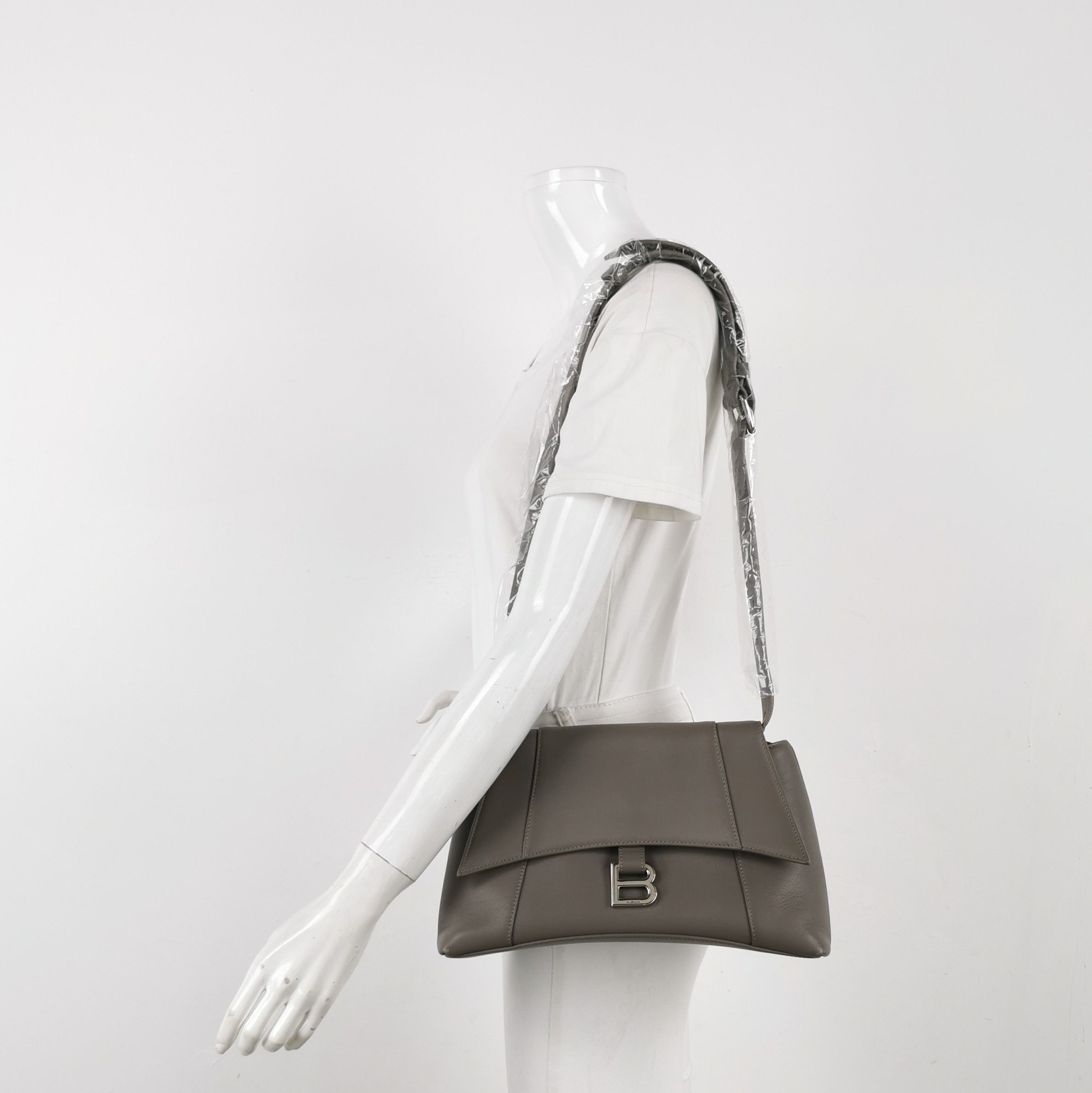 Balenciaga Balenciaga Women os Shoulder Bags Size ONE SIZE - 2 Thumbnail