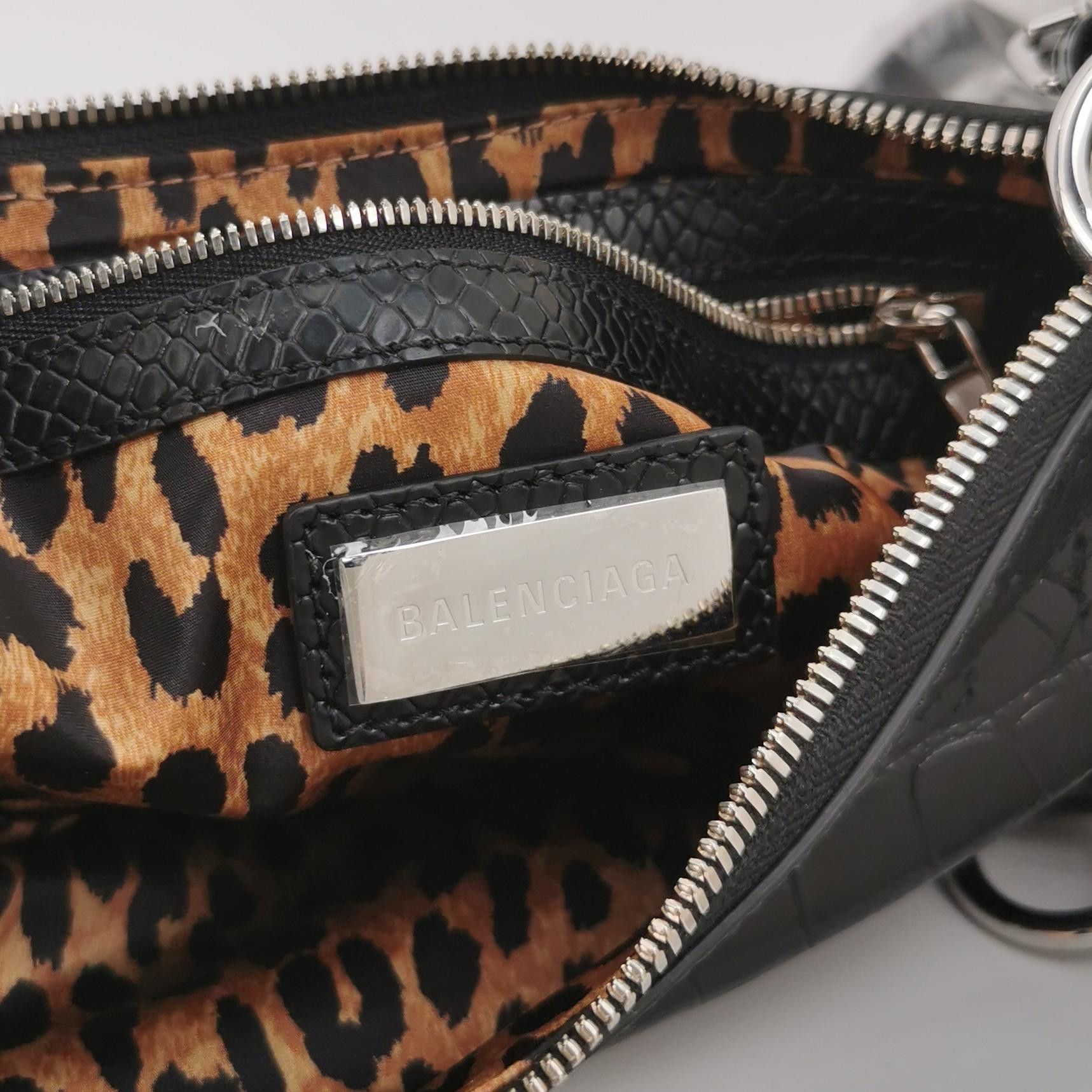 Balenciaga Balenciaga Women os Shoulder Bags Size ONE SIZE - 8 Thumbnail