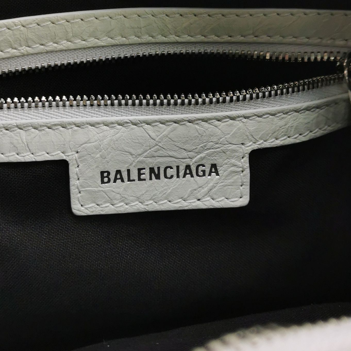 Balenciaga Balenciaga Women os Shoulder Bags Size ONE SIZE - 8 Thumbnail