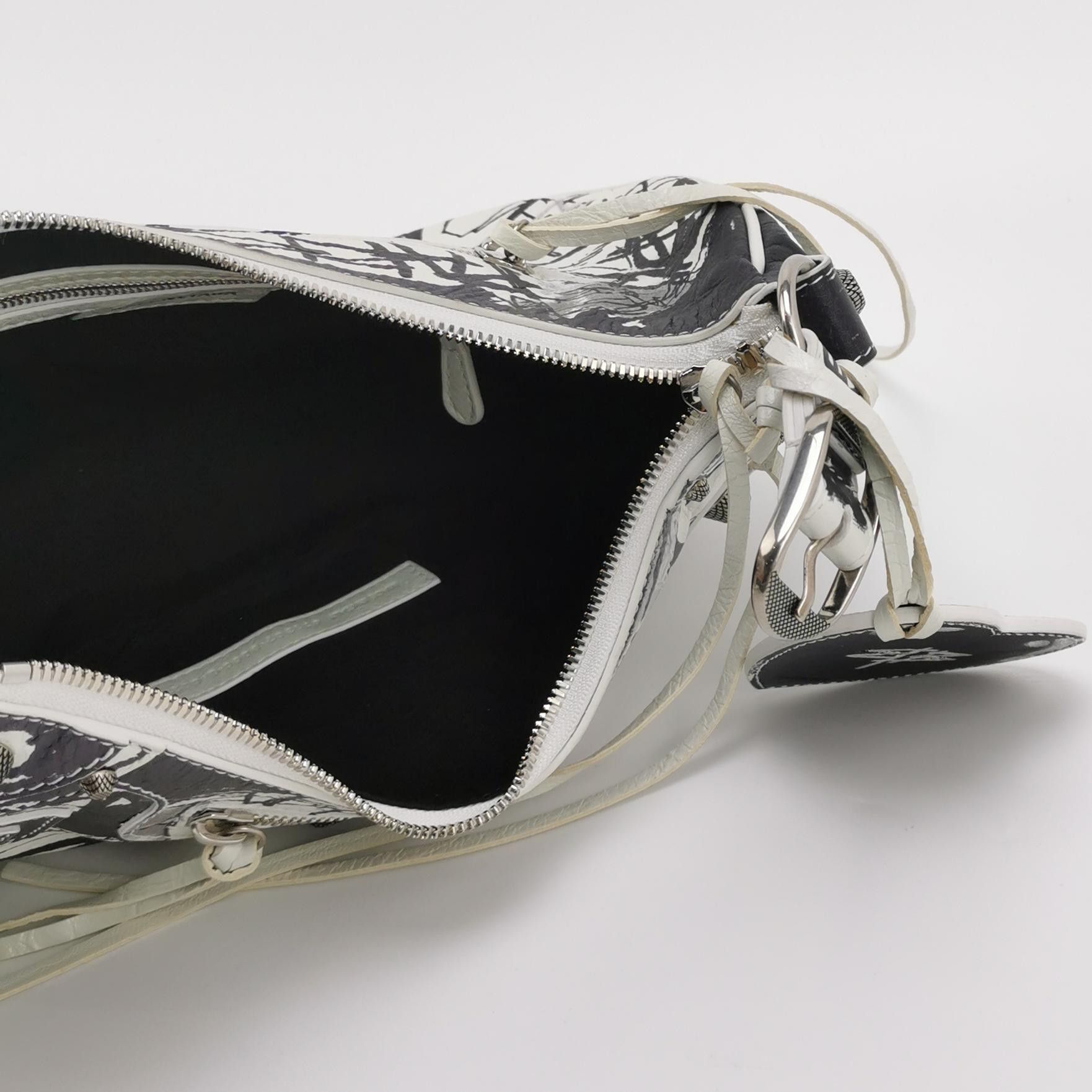 Balenciaga Balenciaga Women os Shoulder Bags Size ONE SIZE - 7 Thumbnail