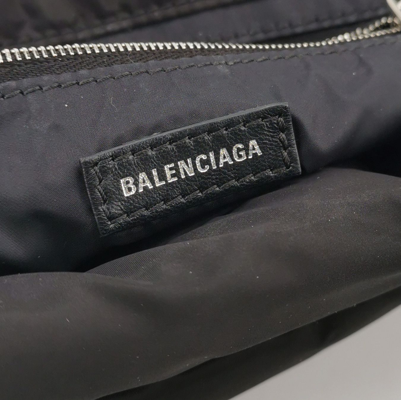 Balenciaga Balenciaga Women os Shoulder Bags Size ONE SIZE - 8 Thumbnail