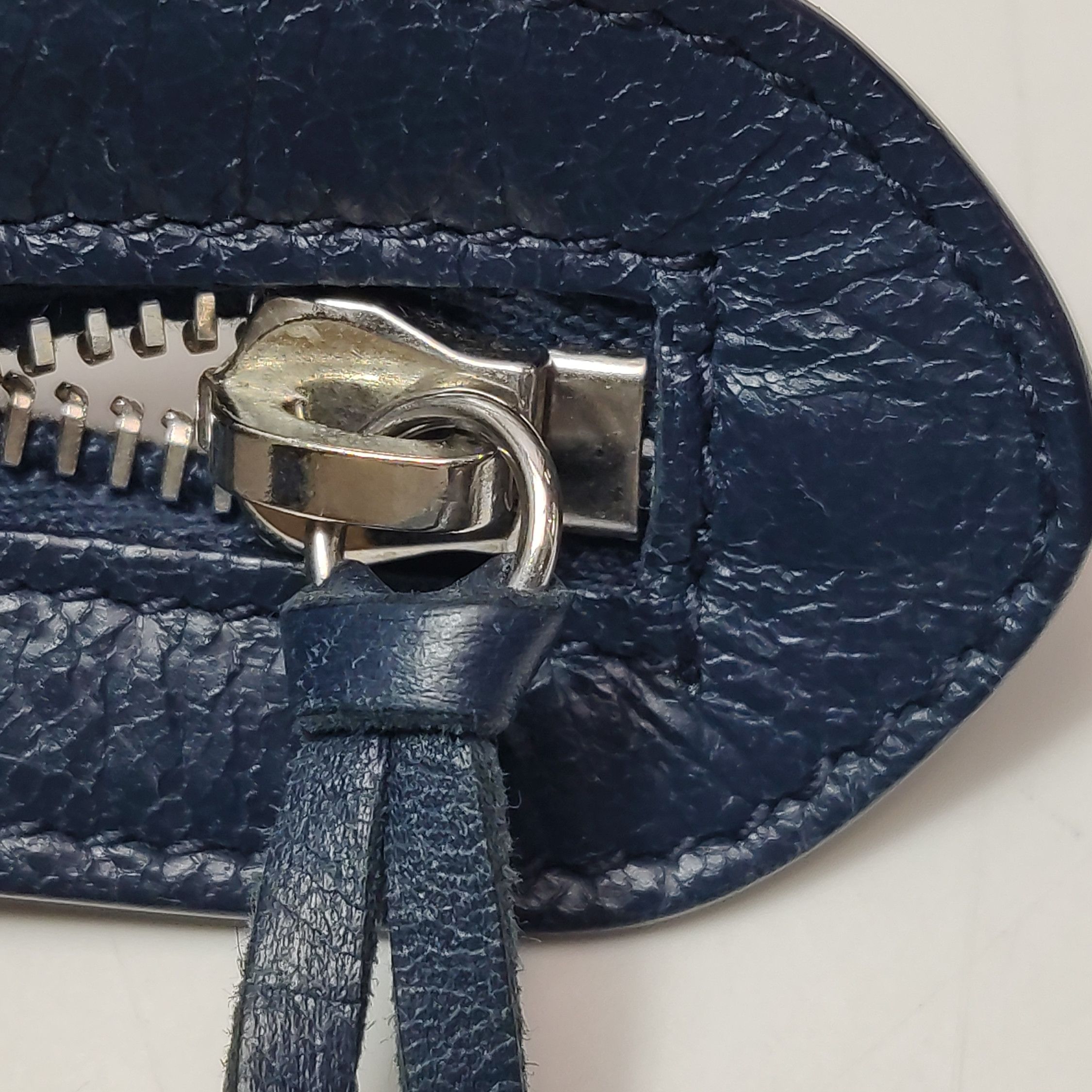 Balenciaga Balenciaga Women os Shoulder Bags Size ONE SIZE - 12 Thumbnail