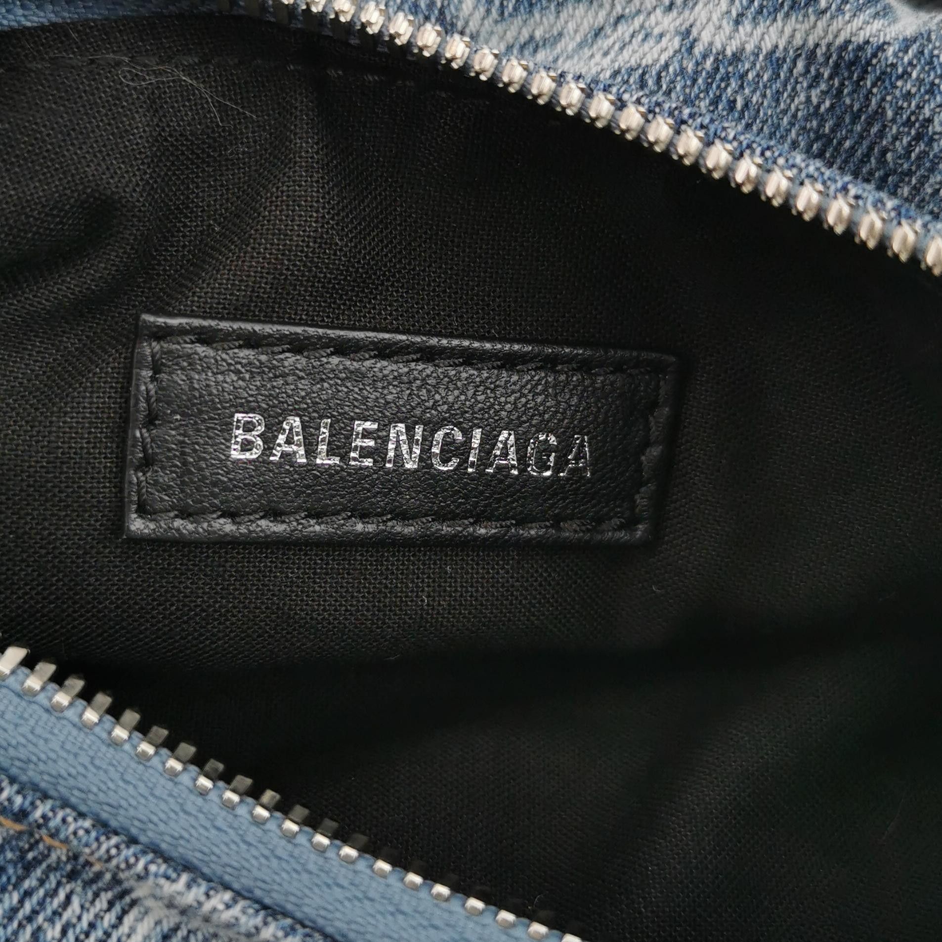 Balenciaga Balenciaga Women os Shoulder Bags Size ONE SIZE - 8 Thumbnail