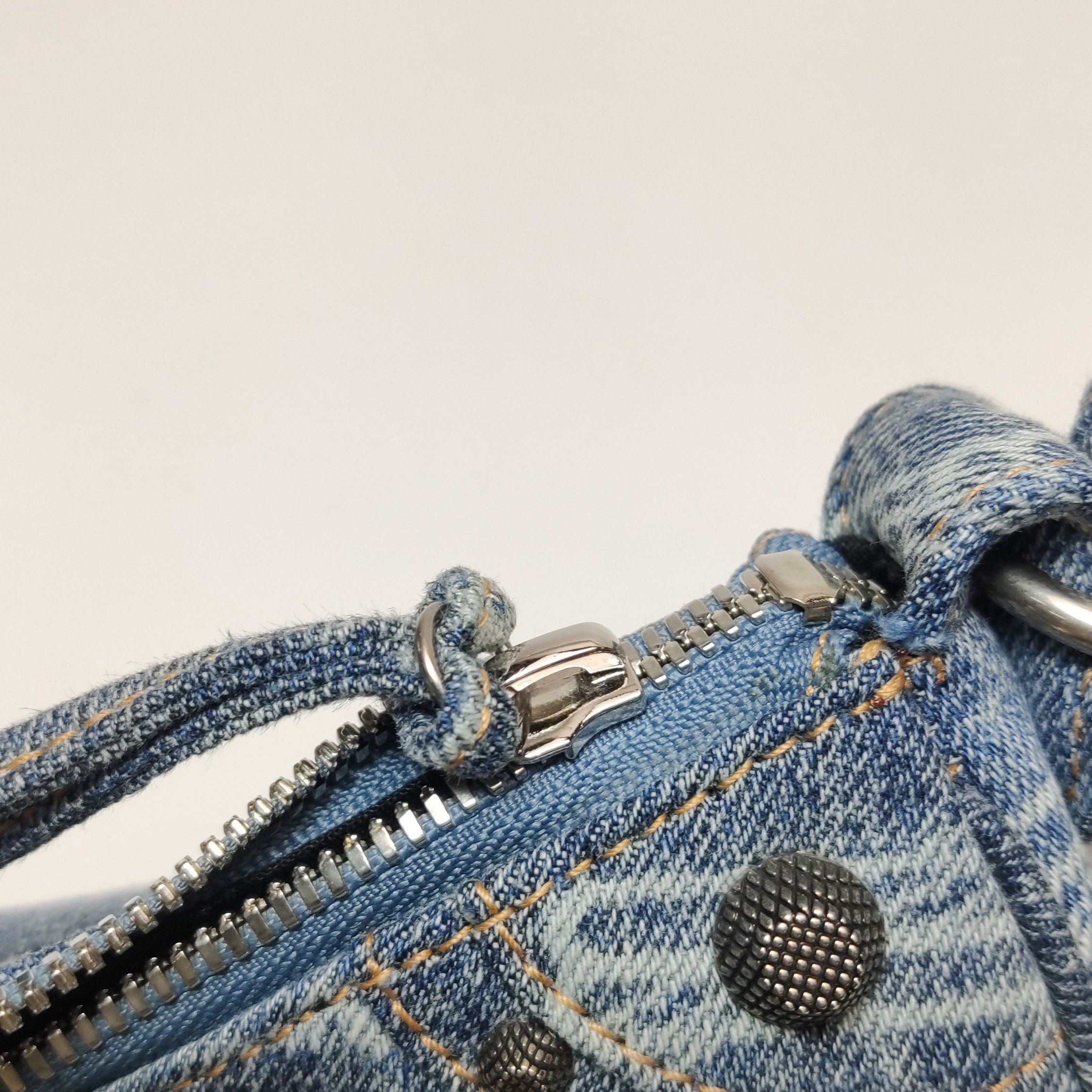 Balenciaga Balenciaga Women os Shoulder Bags Size ONE SIZE - 12 Thumbnail