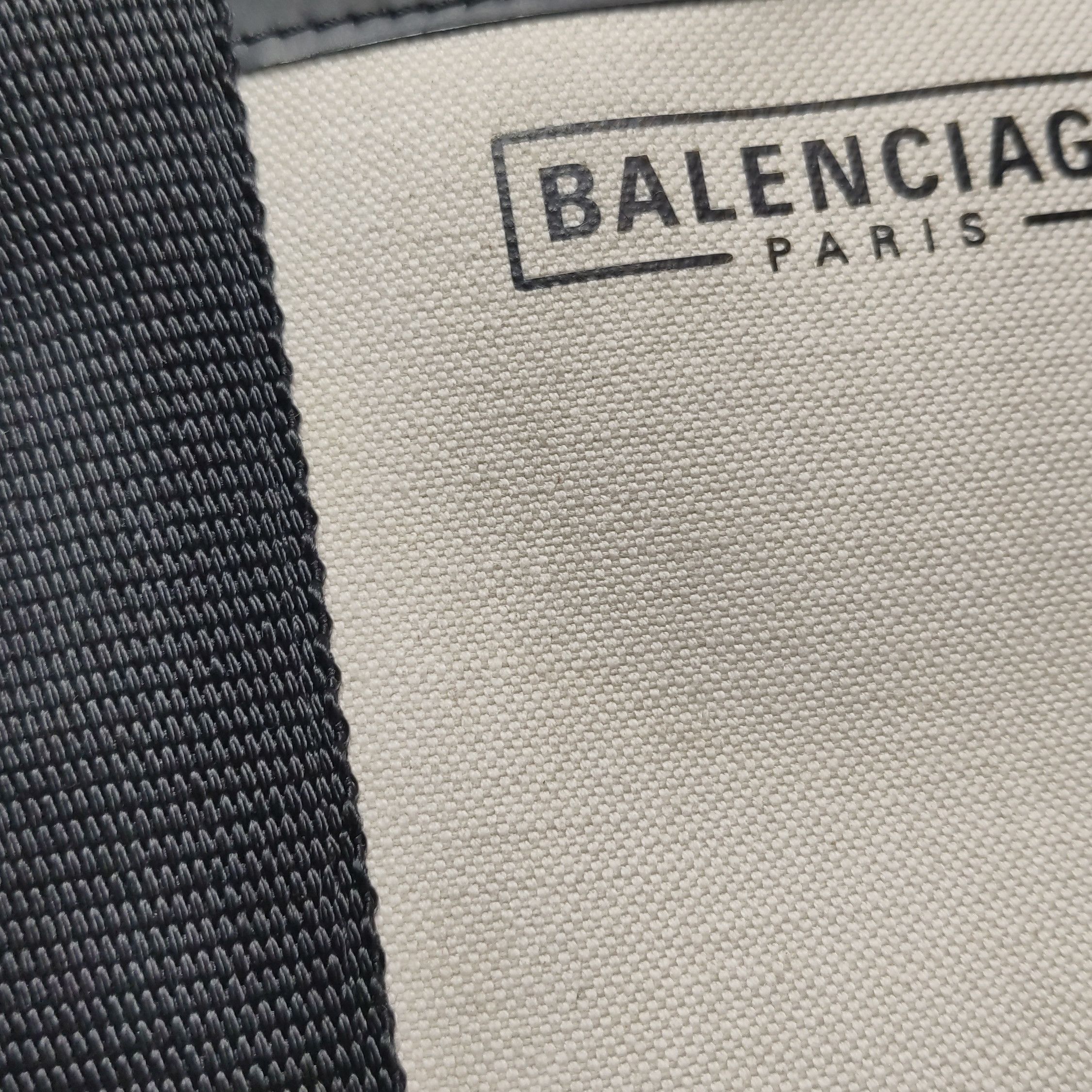 Balenciaga Balenciaga Women os Shoulder Bags Size ONE SIZE - 17 Thumbnail