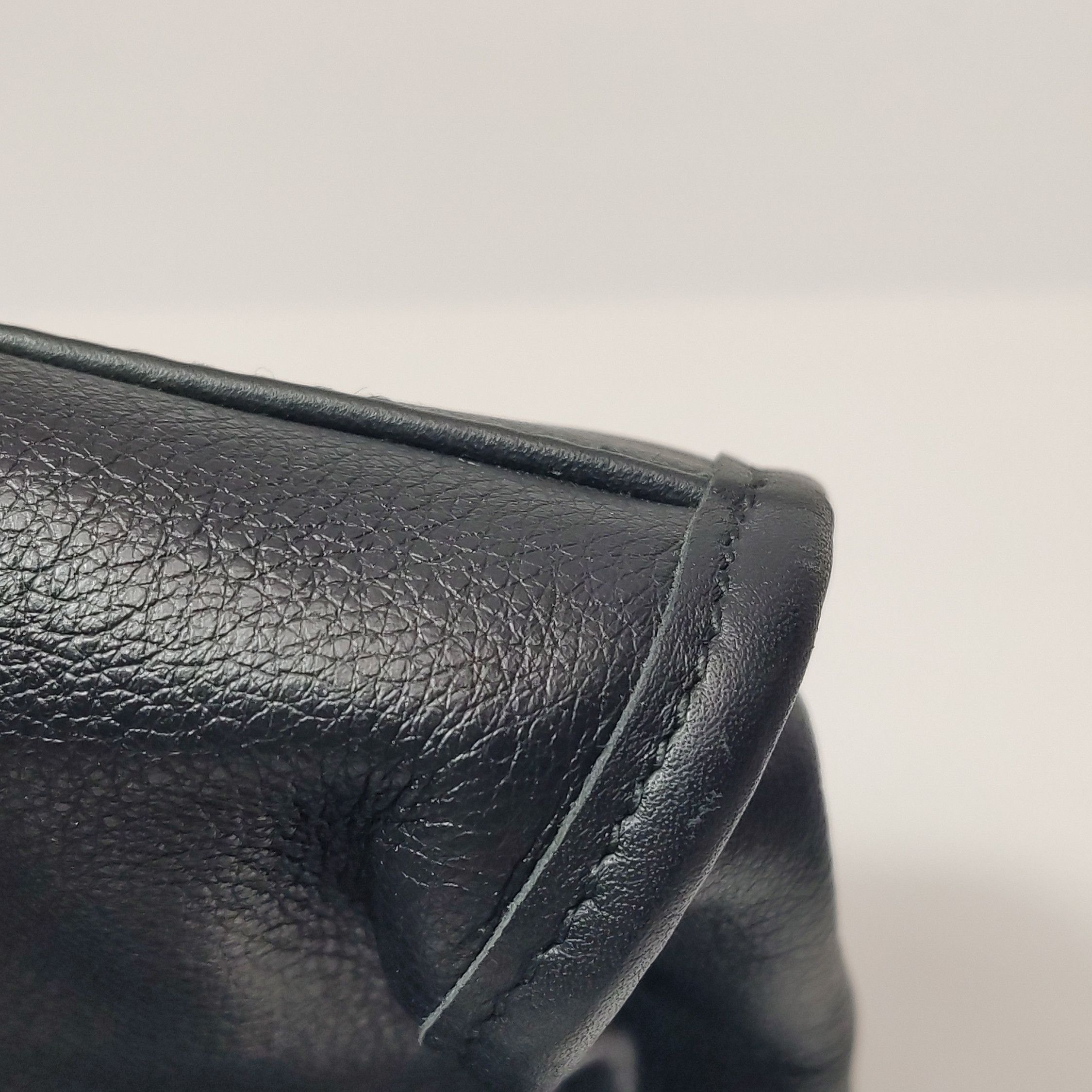 Balenciaga Balenciaga Women os Shoulder Bags Size ONE SIZE - 16 Thumbnail