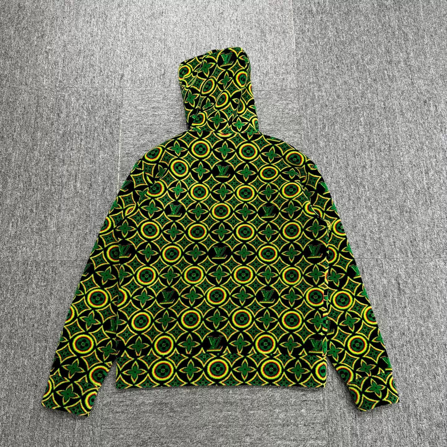 Louis Vuitton Louis Vuitton Monogram Hoodie Size US S Size US S / EU 44-46 / 1 - 6 Thumbnail