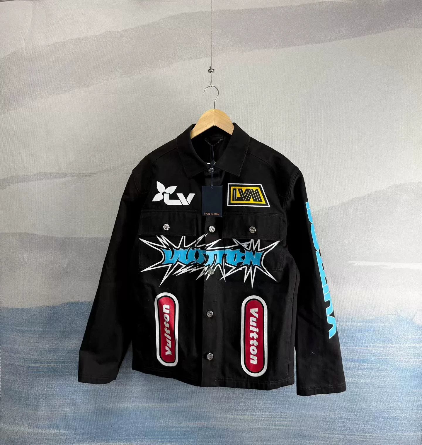 Louis Vuitton Louis Vuitton Graffiti Logo Denim Jacket Size 48 Size US M / EU 48-50 / 2 - 2 Thumbnail