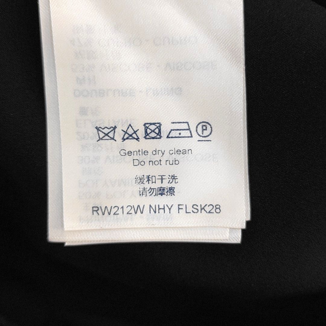 Louis Vuitton Louis Vuitton Logo Trim Mini Skirt Size 38 Size 27" / US 4 / IT 40 - 4 Thumbnail