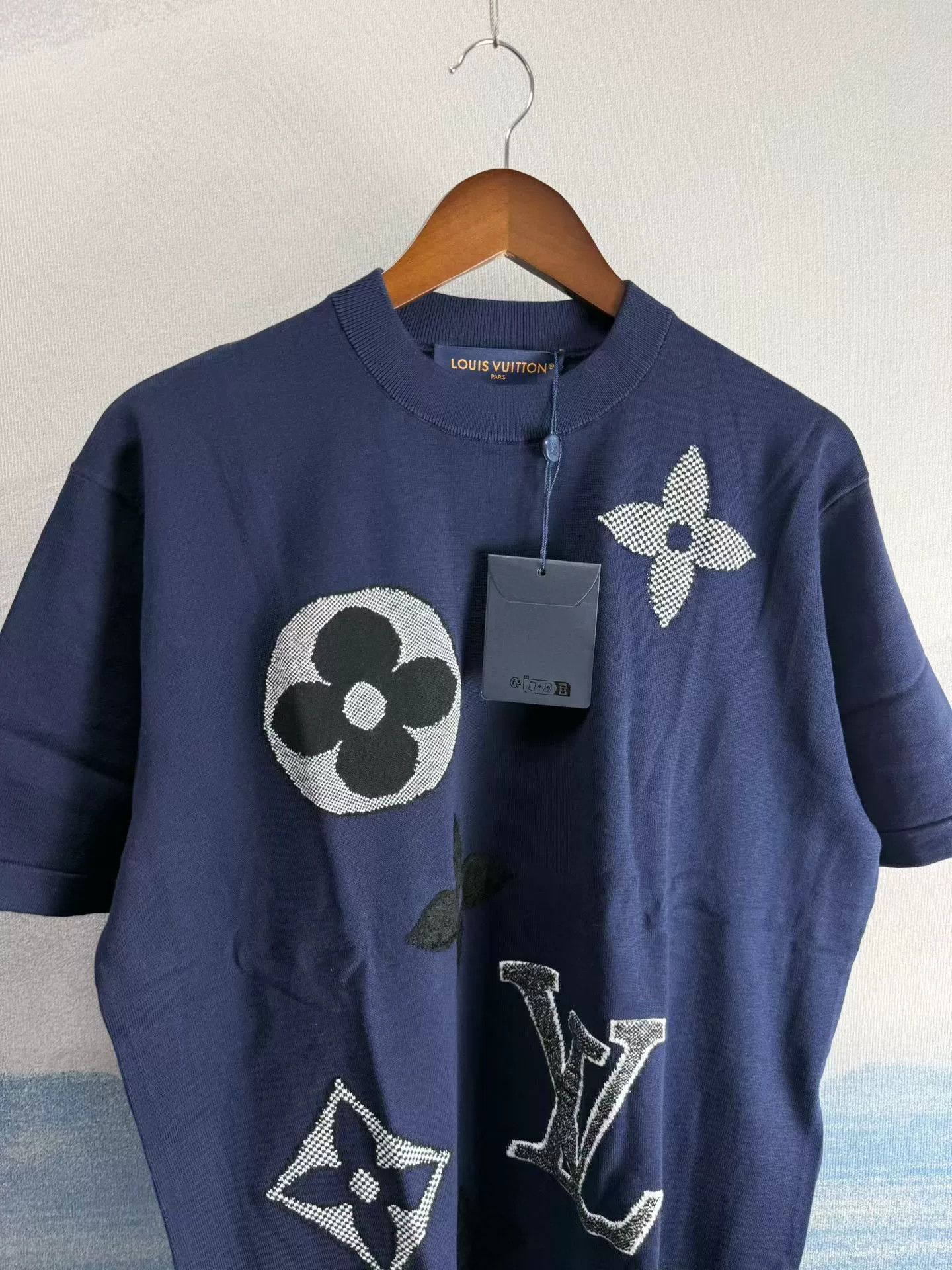 Louis Vuitton Louis Vuitton Monogram Intarsia T-Shirt Size L Size US L / EU 52-54 / 3 - 3 Thumbnail
