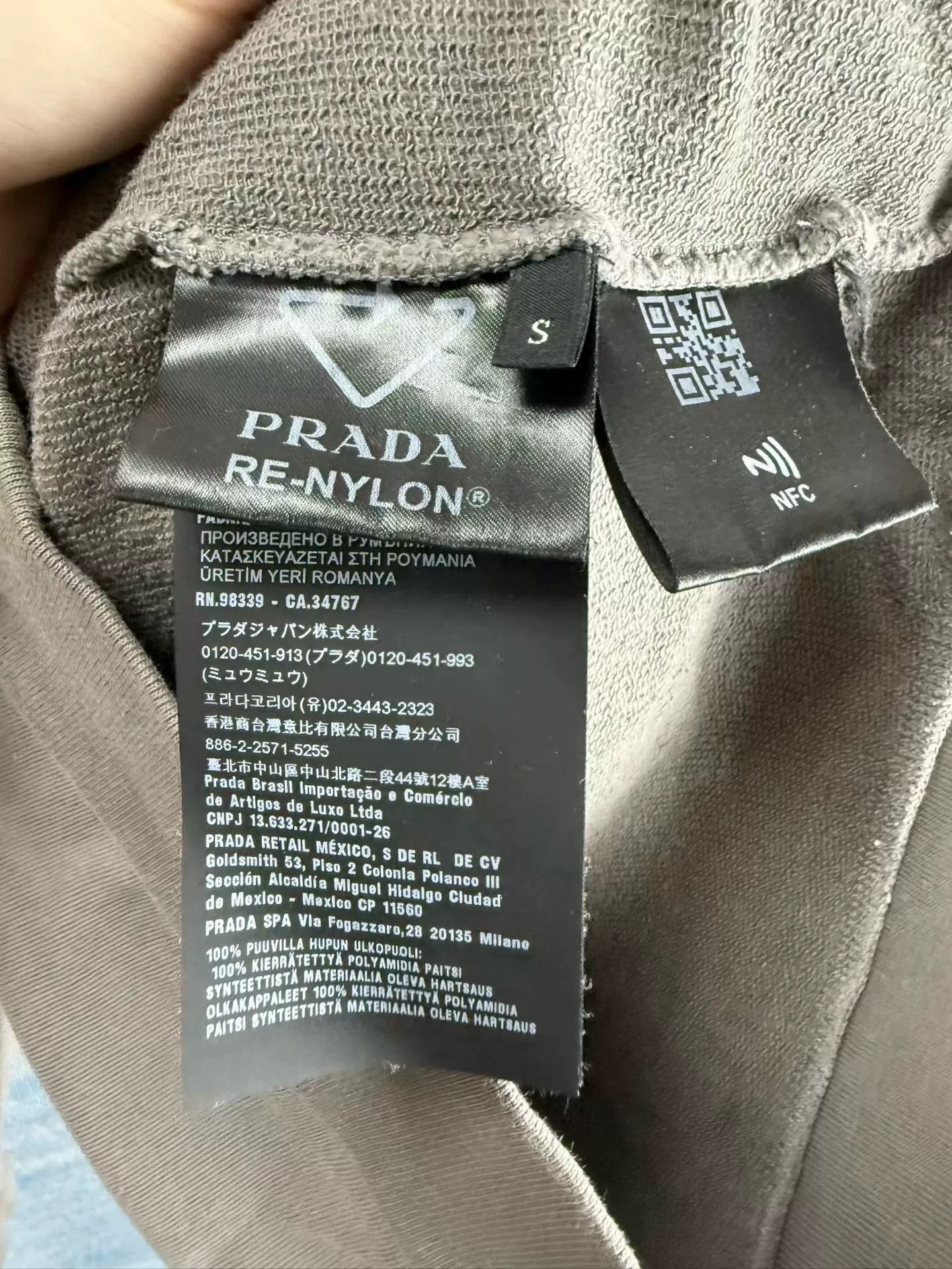 Prada Prada Re-Nylon Cotton Zip-Up Hoodie Size S Size US S / EU 44-46 / 1 - 5 Thumbnail