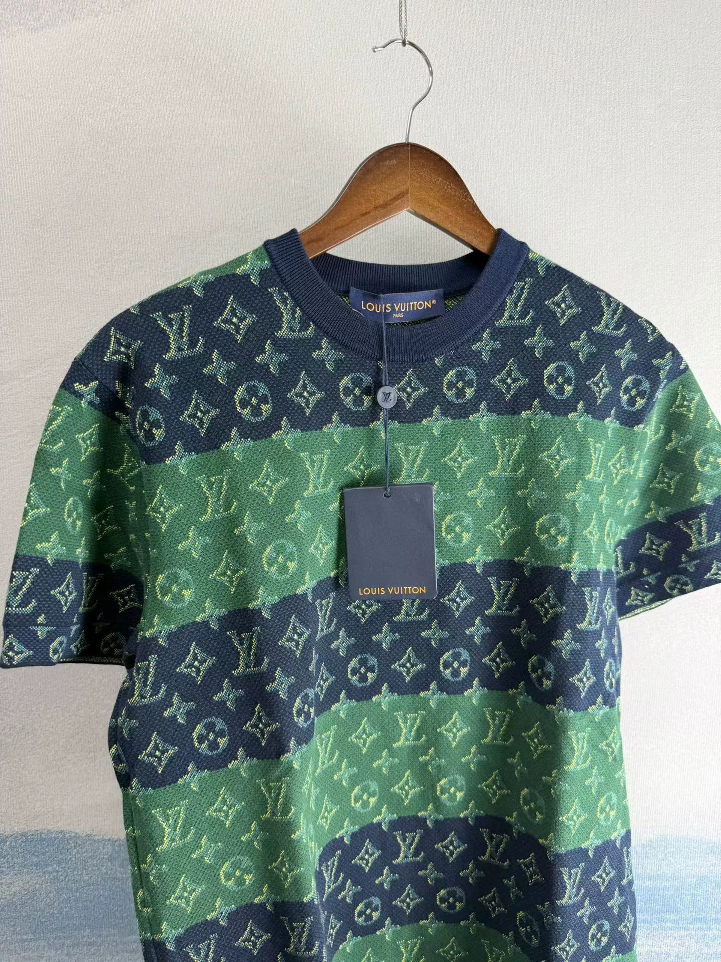 Louis Vuitton Louis Vuitton Monogram Stripe Knit Tee Size XS Size US XS / EU 42 / 0 - 3 Thumbnail