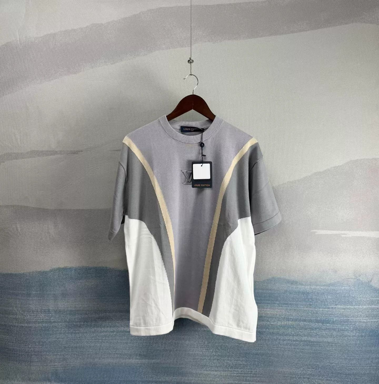 Louis Vuitton Louis Vuitton Colorblock Knit T-Shirt Size M Size US M / EU 48-50 / 2 - 2 Thumbnail