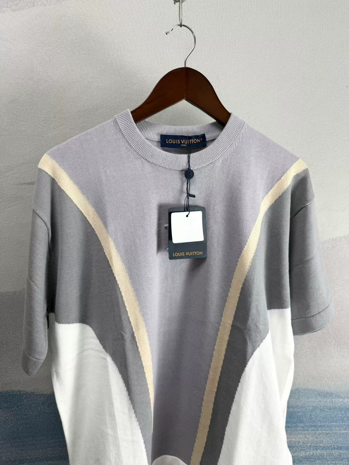 Louis Vuitton Louis Vuitton Colorblock Knit T-Shirt Size M Size US M / EU 48-50 / 2 - 3 Thumbnail