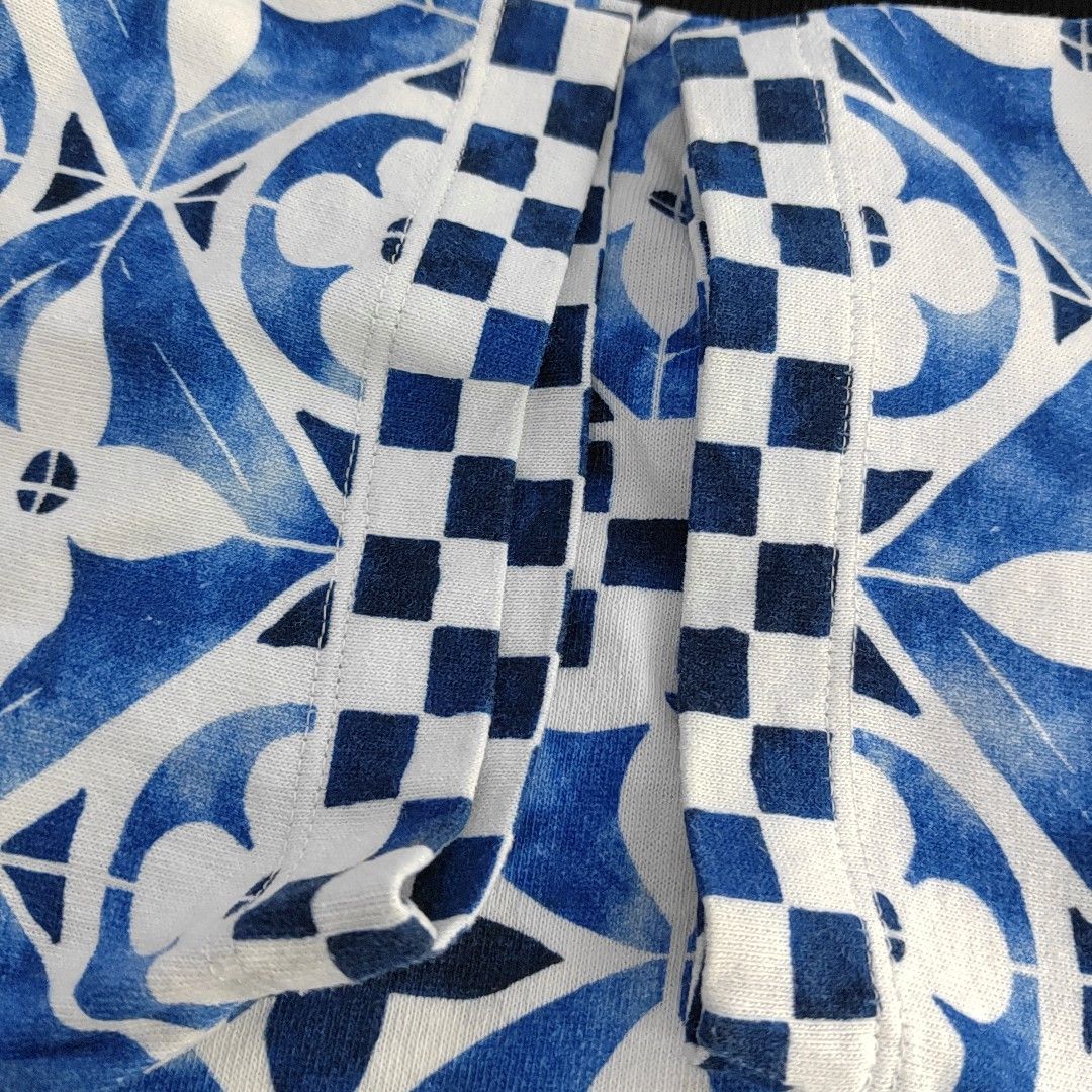 Louis Vuitton Louis Vuitton Patterned Short Sleeve T-Shirt Size XS Size XS / US 0-2 / IT 36-38 - 8 Thumbnail