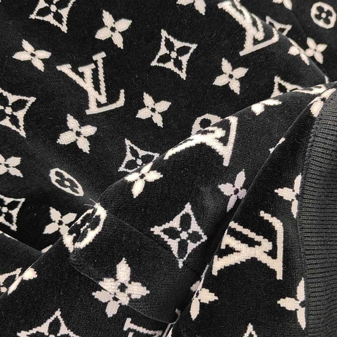 Louis Vuitton Louis Vuitton Monogram Hoodie Size XL Size XL / US 12-14 / IT 48-50 - 5 Thumbnail