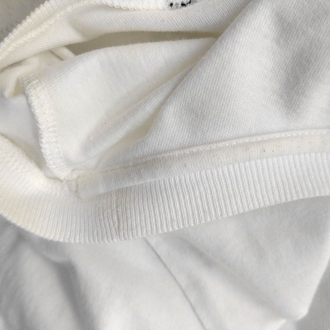 Louis Vuitton Louis Vuitton Logo T-Shirt Size L Size US L / EU 52-54 / 3 - 6 Thumbnail