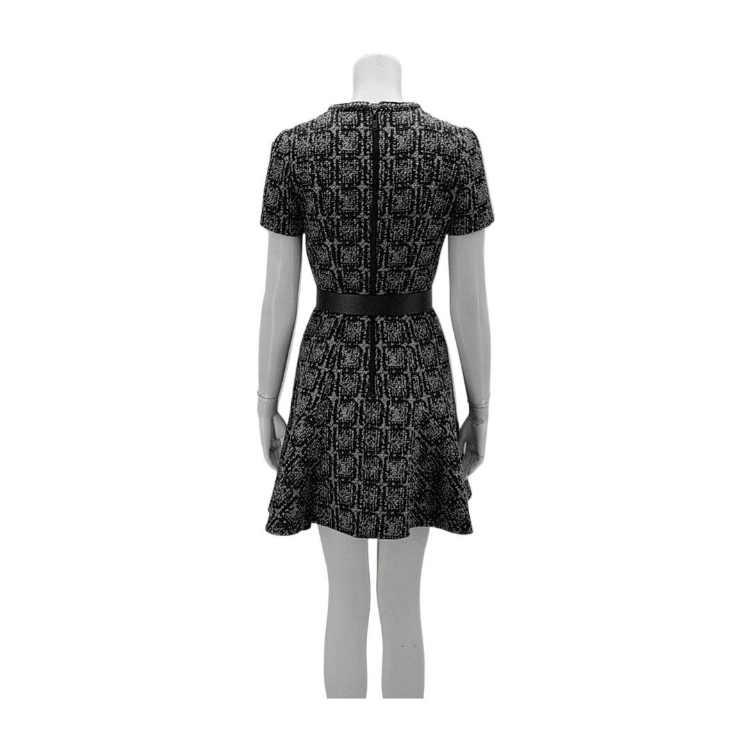 Louis Vuitton Louis Vuitton Tweed Mini Dress Size 38 Size S / US 4 / IT 40 - 2 Thumbnail