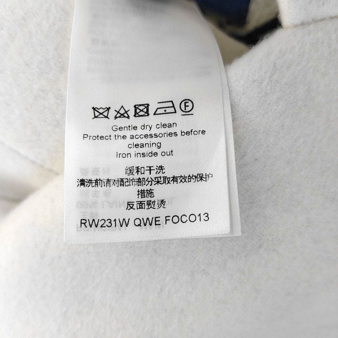Louis Vuitton Louis Vuitton Wool Coat FR 34 Size XS / US 0-2 / IT 36-38 - 4 Thumbnail