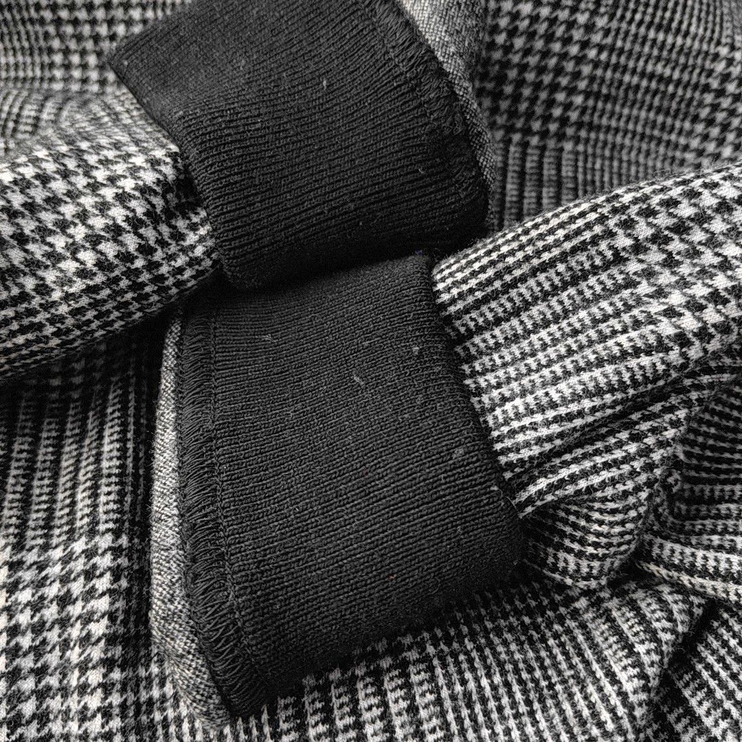Louis Vuitton Louis Vuitton Houndstooth Hoodie Size M Size M / US 6-8 / IT 42-44 - 7 Thumbnail