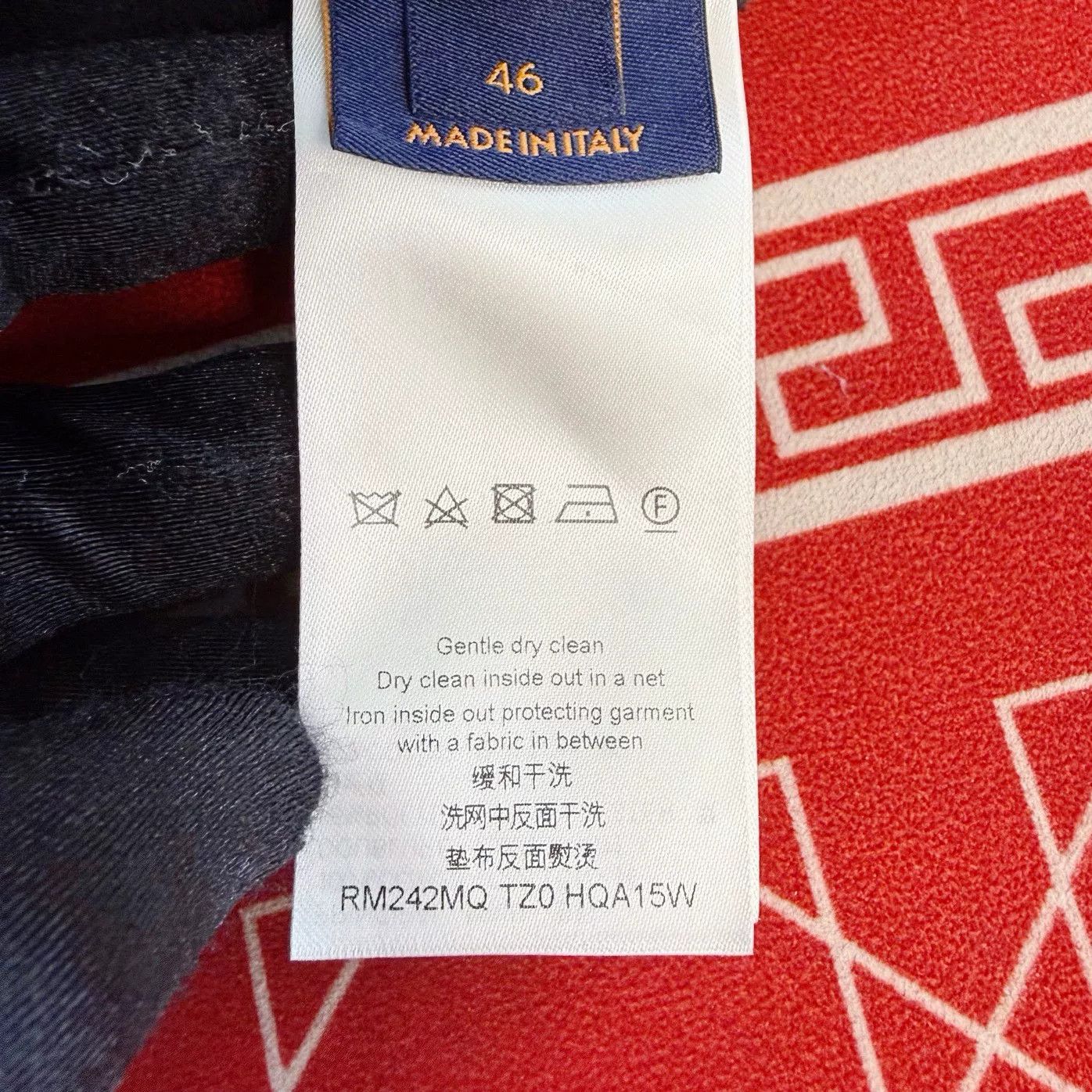Louis Vuitton Louis Vuitton Monogram Gradient Denim Jacket Size S Size US S / EU 44-46 / 1 - 6 Thumbnail