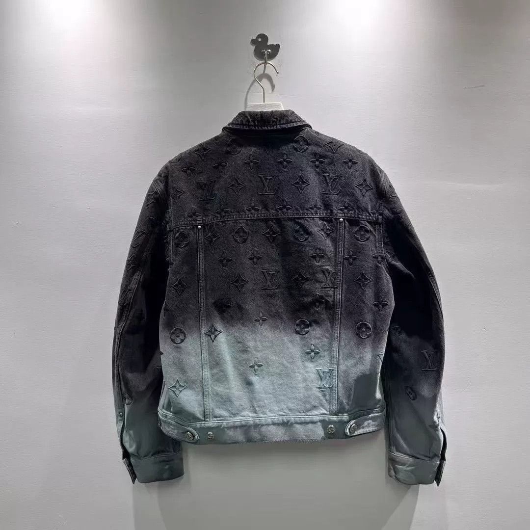 Louis Vuitton Louis Vuitton Monogram Gradient Denim Jacket Size S Size US S / EU 44-46 / 1 - 3 Thumbnail