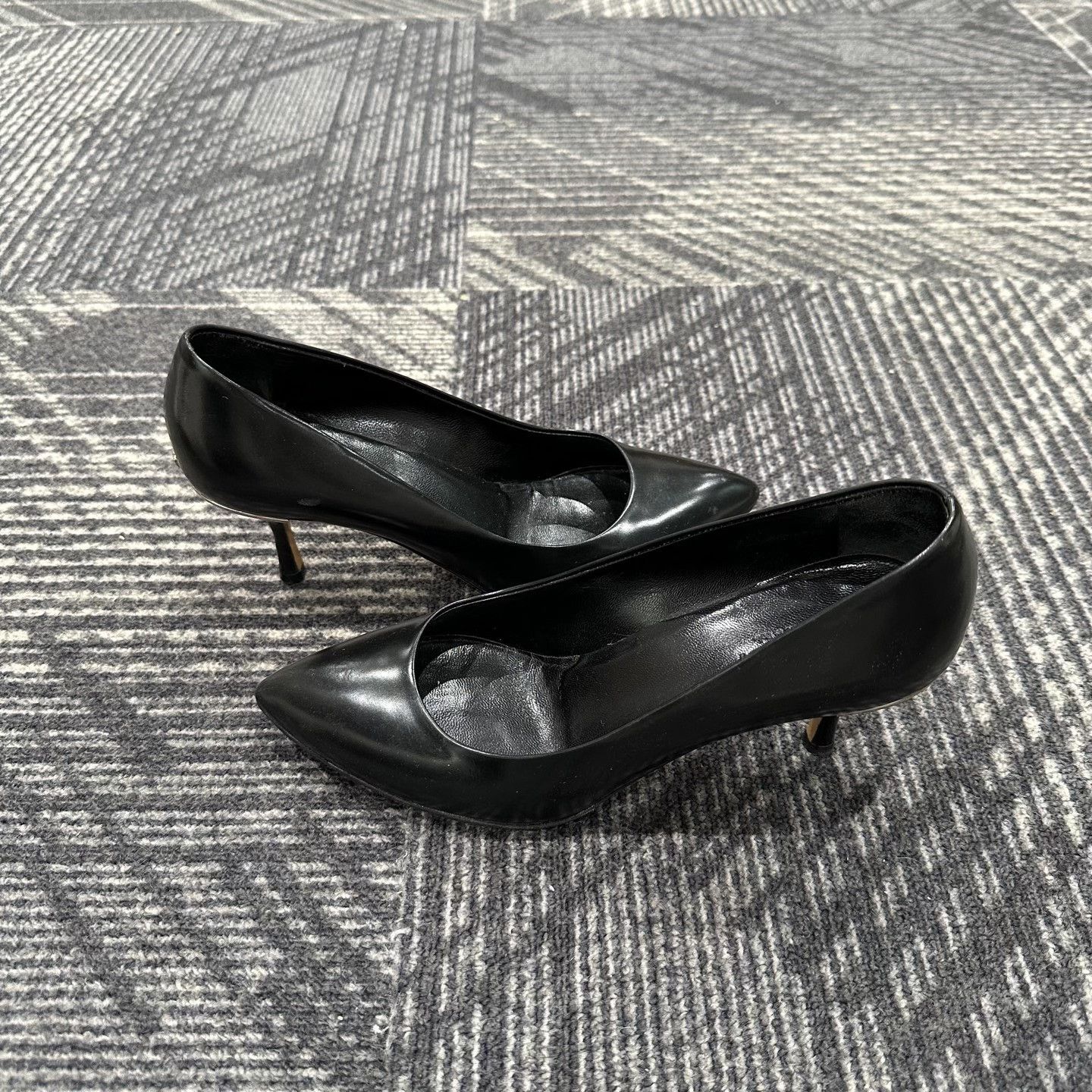 Gucci Gucci Black Kitten Heels Size 35 Size US 5 / IT 35 - 5 Thumbnail