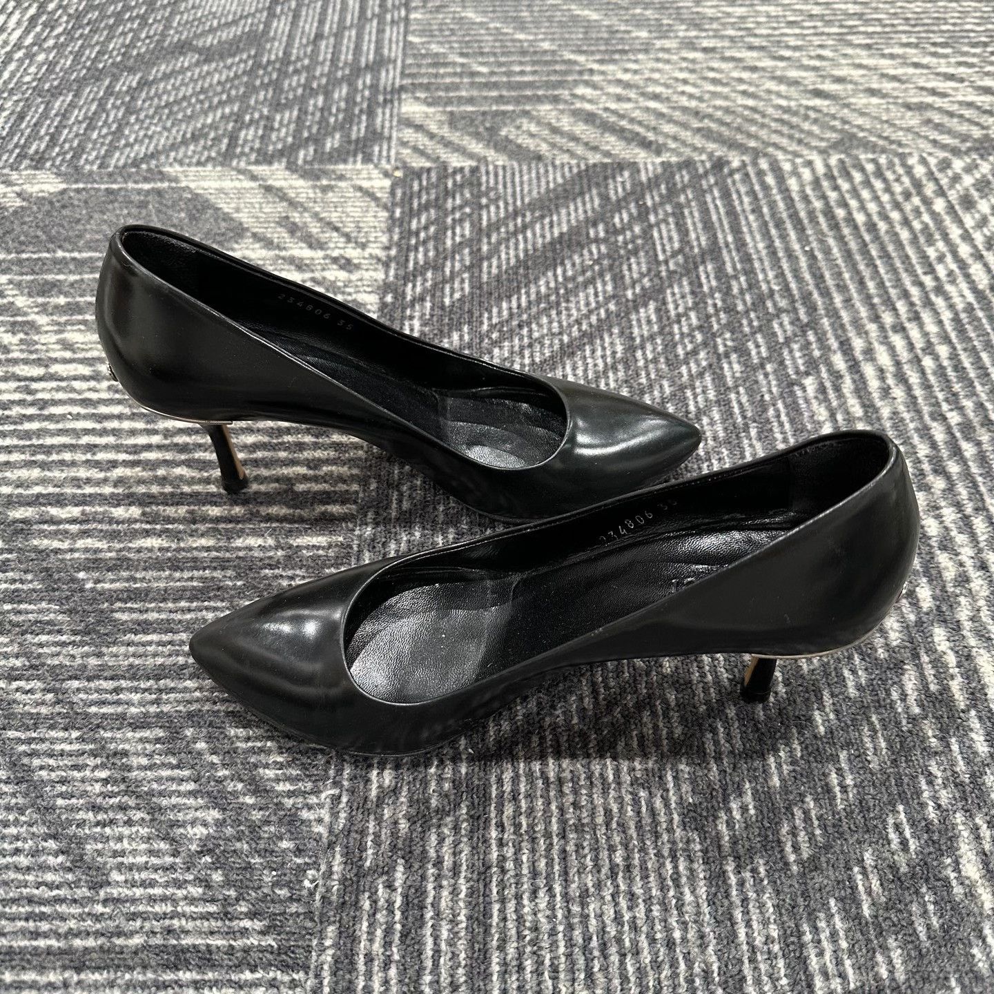 Gucci Gucci Black Kitten Heels Size 35 Size US 5 / IT 35 - 6 Thumbnail