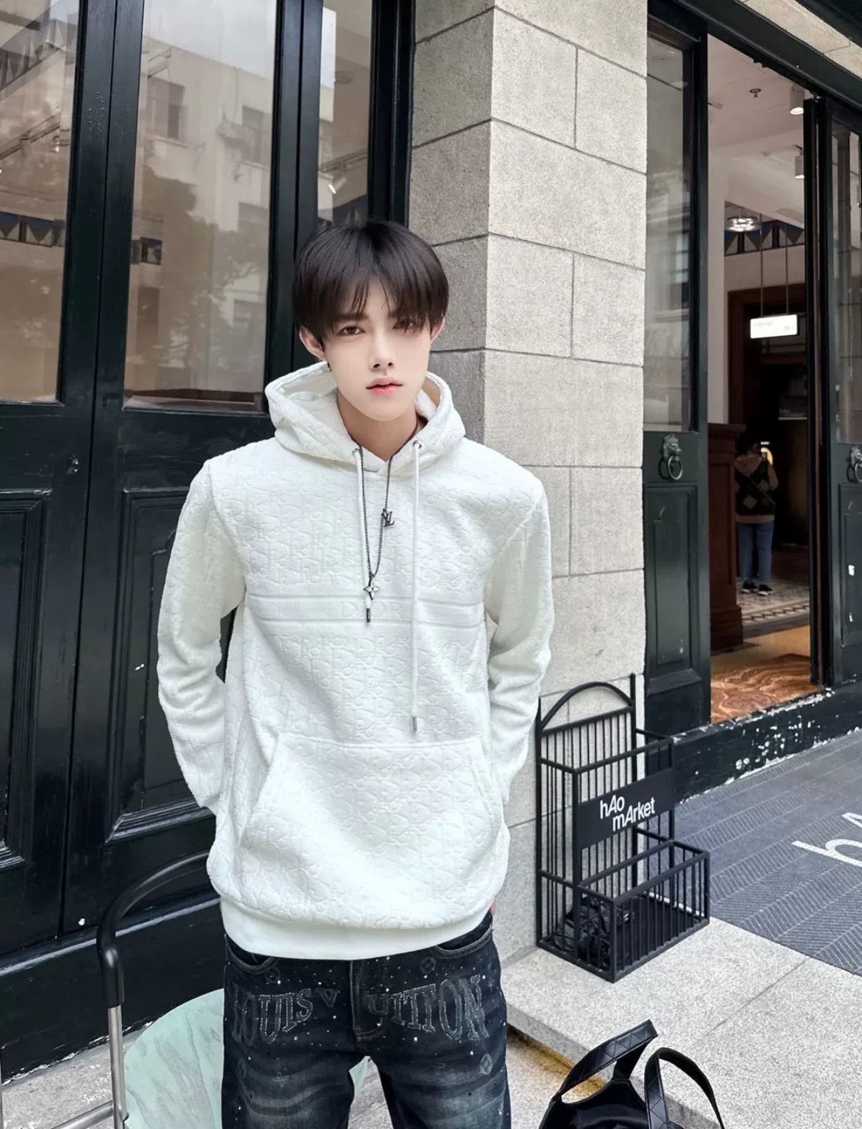 Dior Dior Monogram Oblique Hoodie White Size M Size US M / EU 48-50 / 2 - 10 Thumbnail