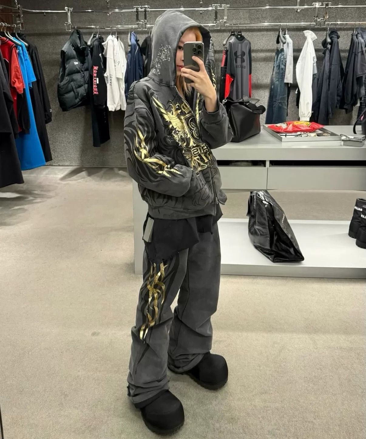 Balenciaga Balenciaga Rhinestone Zip Hoodie Size M Size US M / EU 48-50 / 2 - 9 Thumbnail