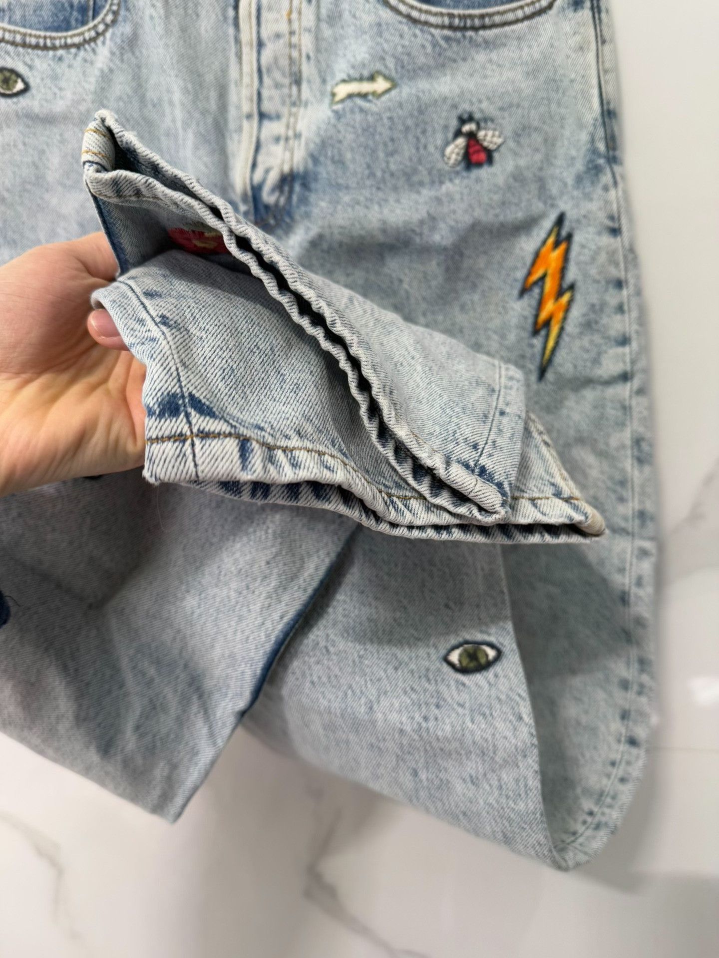 Gucci Gucci Embroidered Insect Jeans Size 27 Size 27" / US 4 / IT 40 - 7 Thumbnail