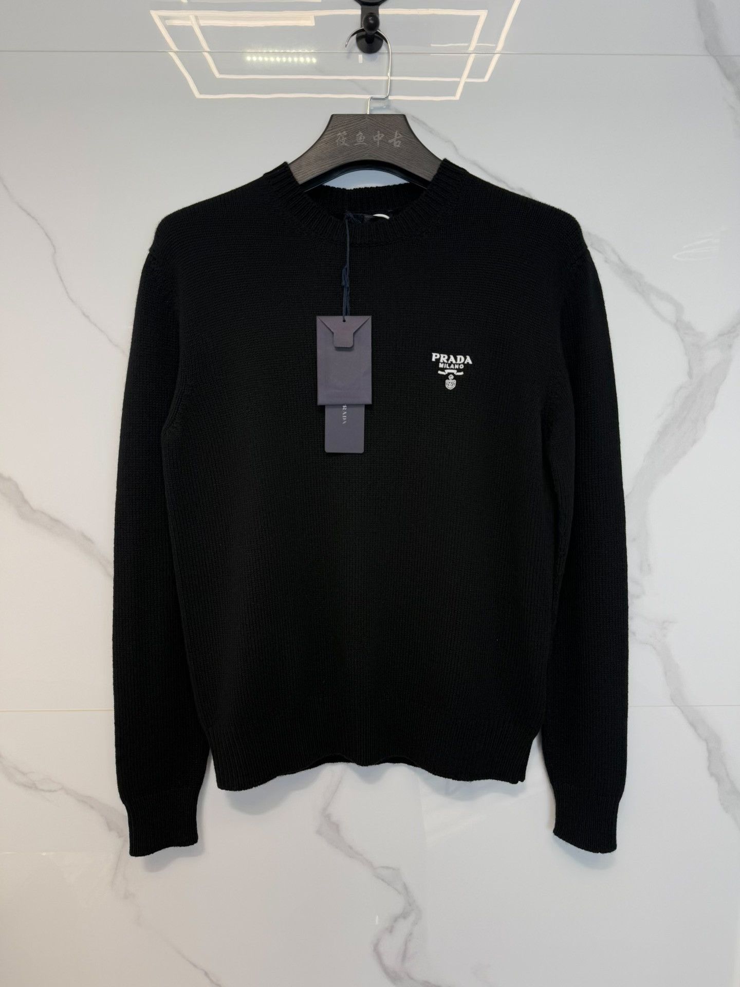 Prada Prada Logo Patch Knit Sweater Size 46 Size US S / EU 44-46 / 1 - 2 Thumbnail