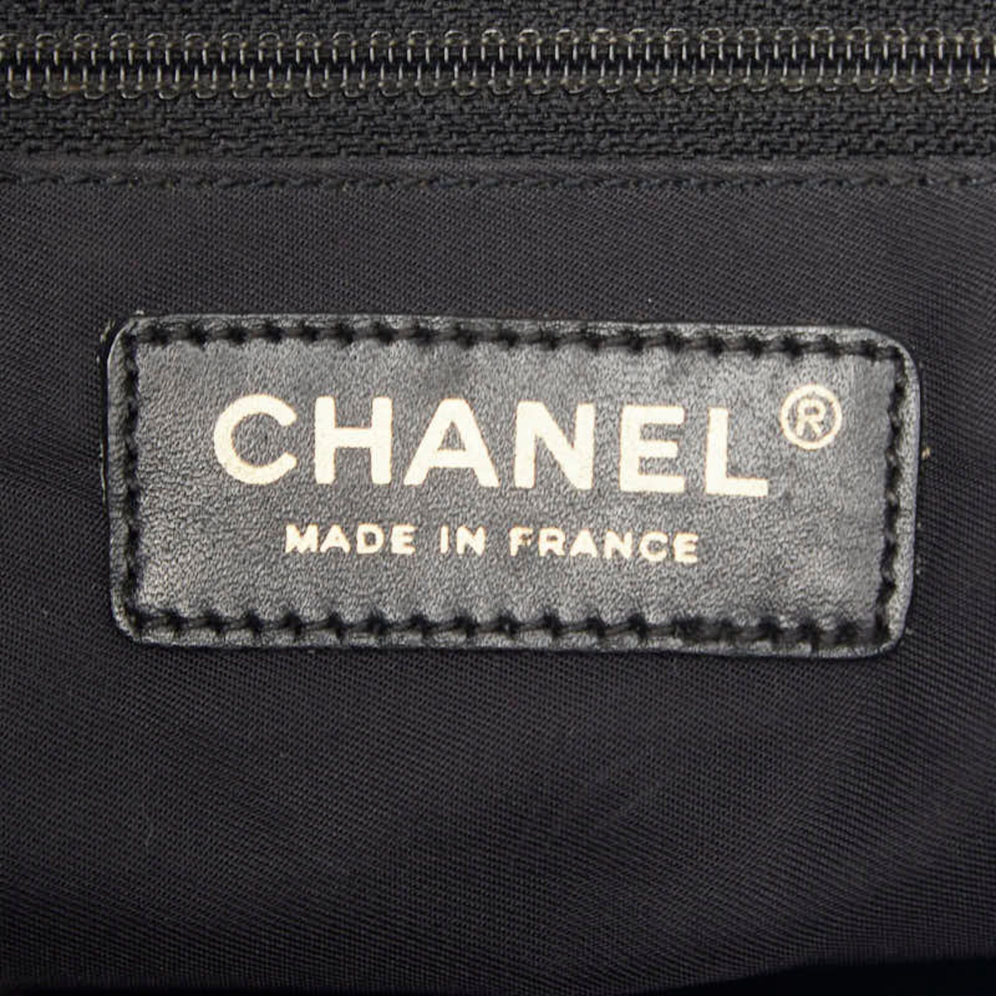 Chanel Chanel New Travel Line Handbag, Black Nylon Leather, Women's CHANEL Size ONE SIZE - 11 Thumbnail