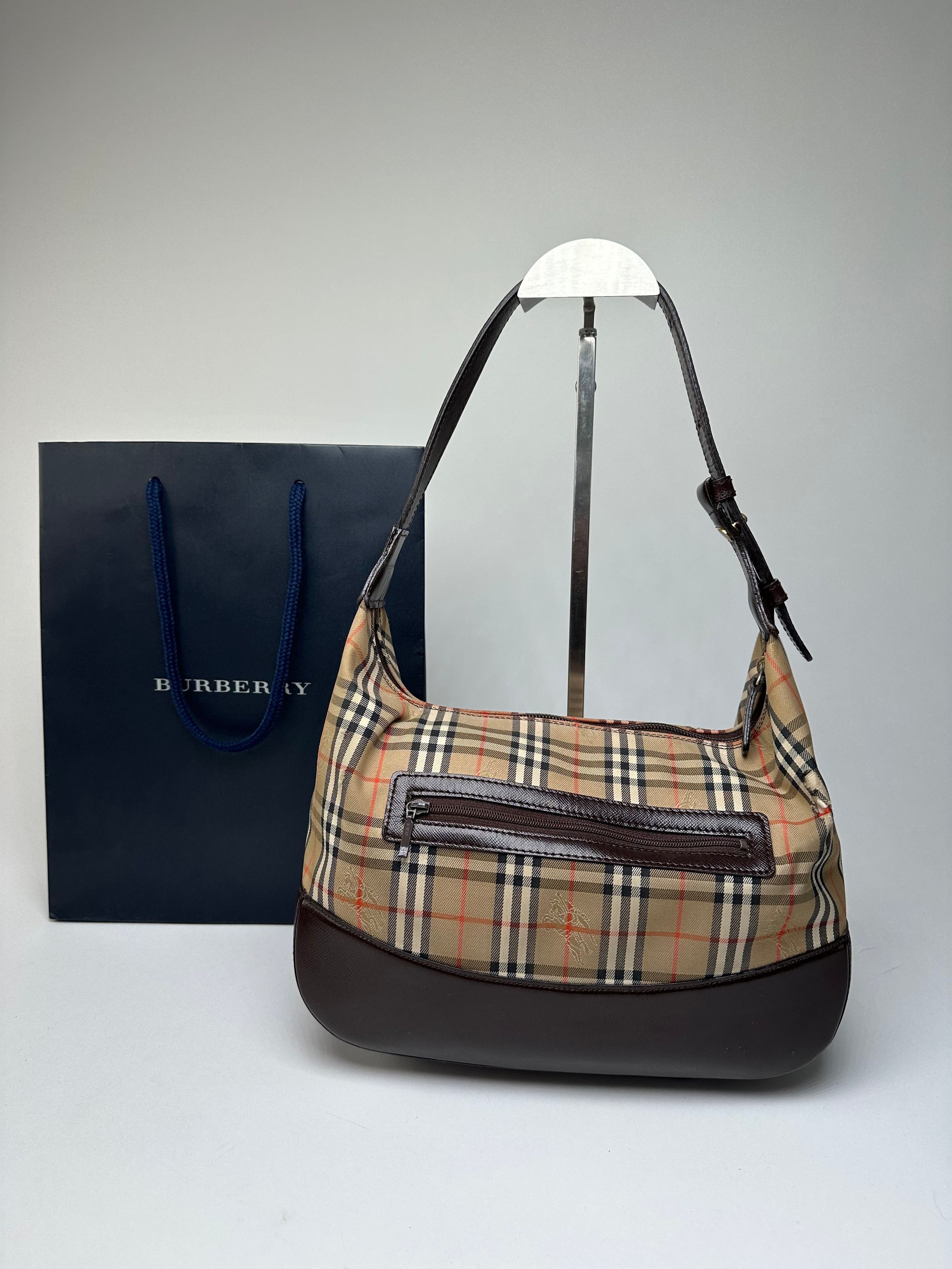Burberry Vintage Haymarket Check Shoulder Bag Beige Brown Size ONE SIZE - 2 Thumbnail