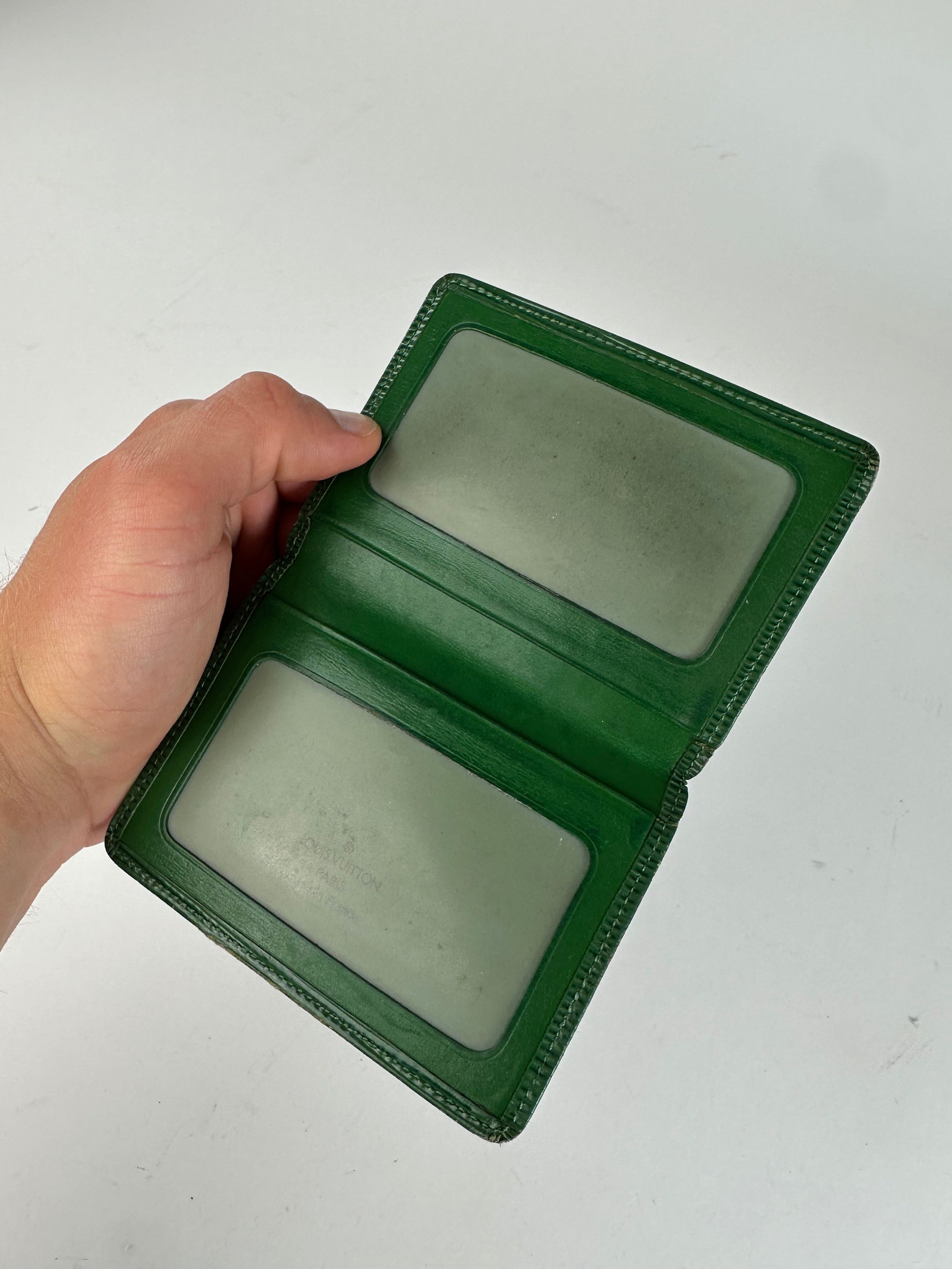 Louis Vuitton Vintage Epi Card Holder Green Size ONE SIZE - 4 Thumbnail