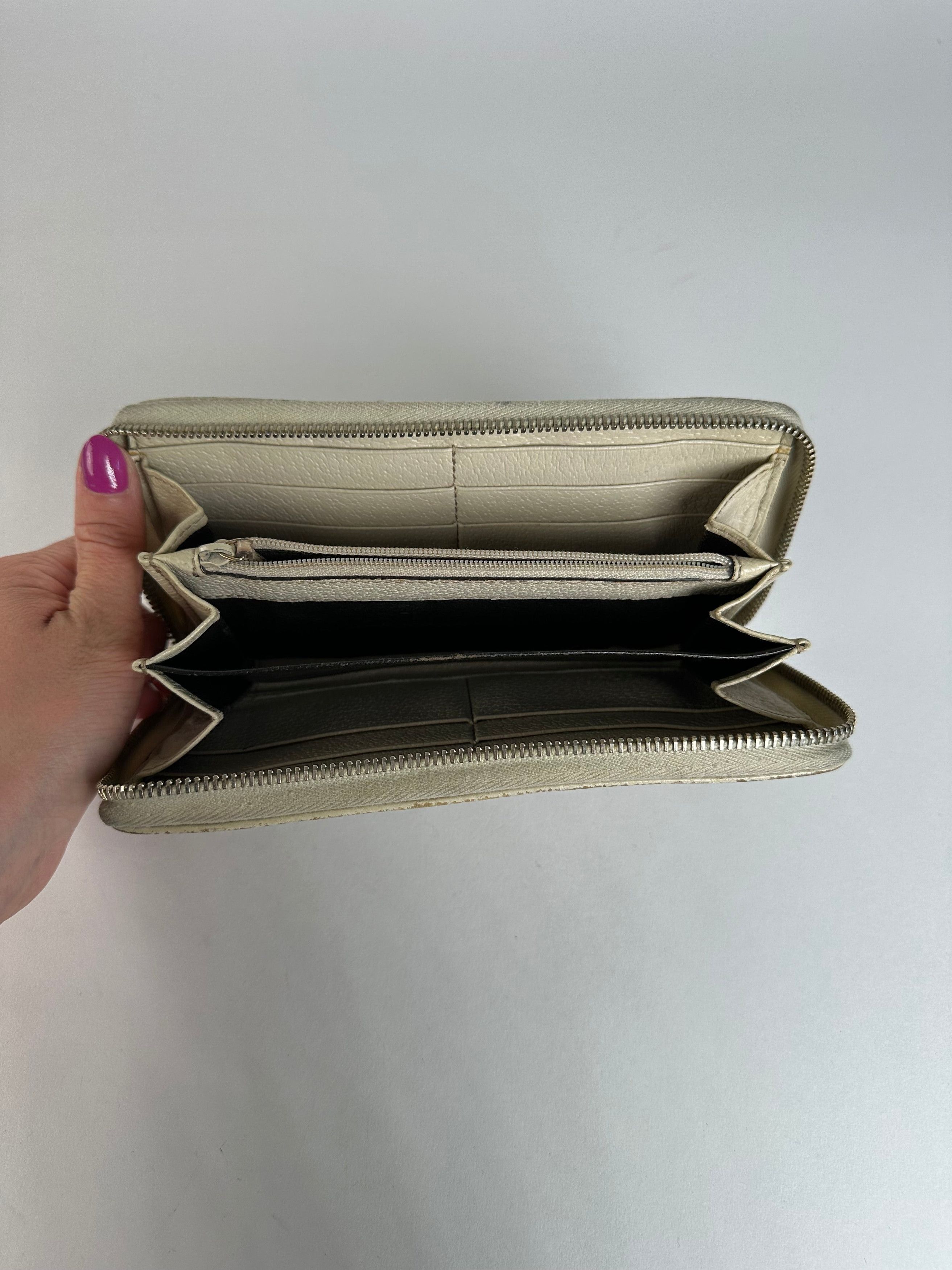Gucci Vintage GG Canvas Zip-Around Wallet Beige Size ONE SIZE - 3 Thumbnail